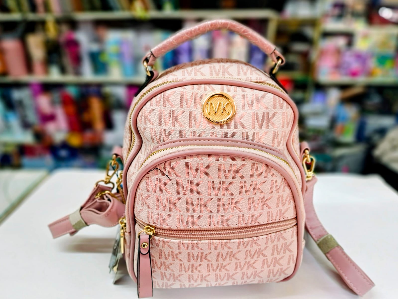 Mochila rosa MK