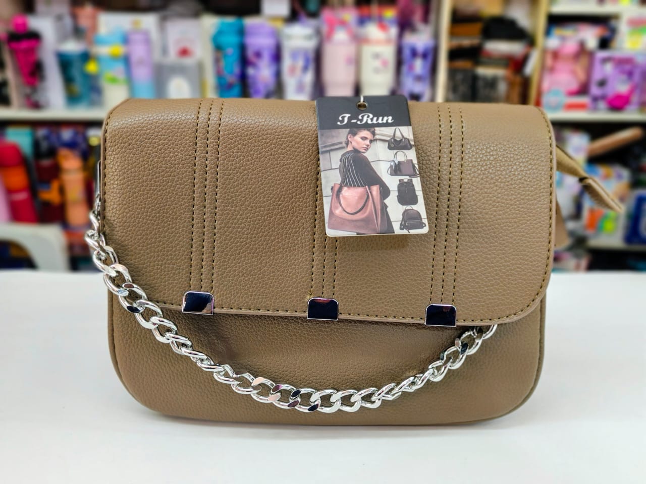 Bolso de cuero elegante