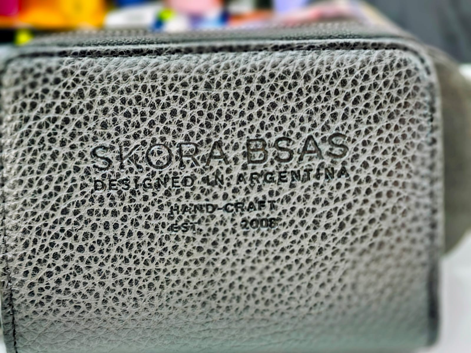 Cartera de cuero SKORA BSAS