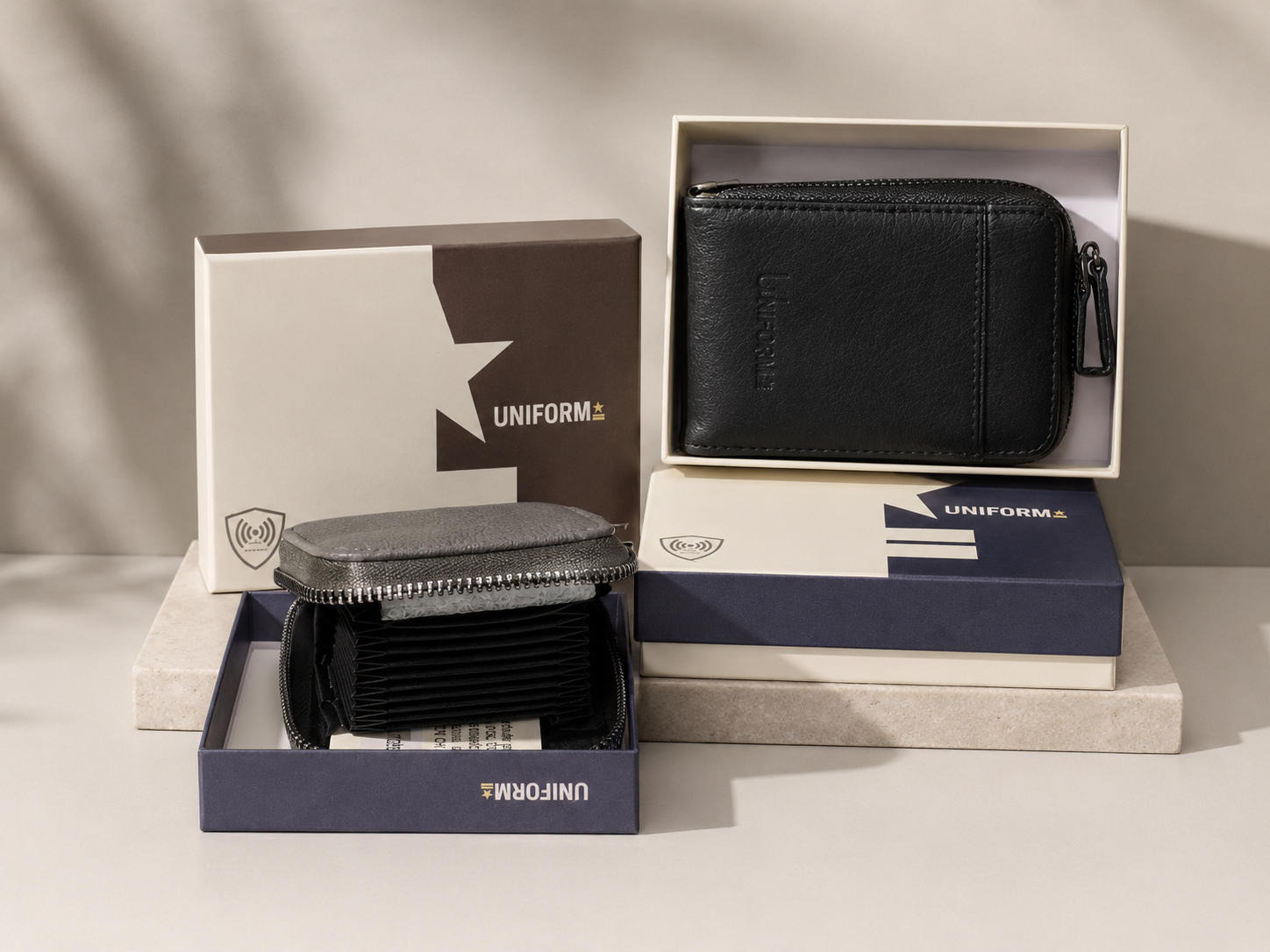 Cartera Compacta de Cuero