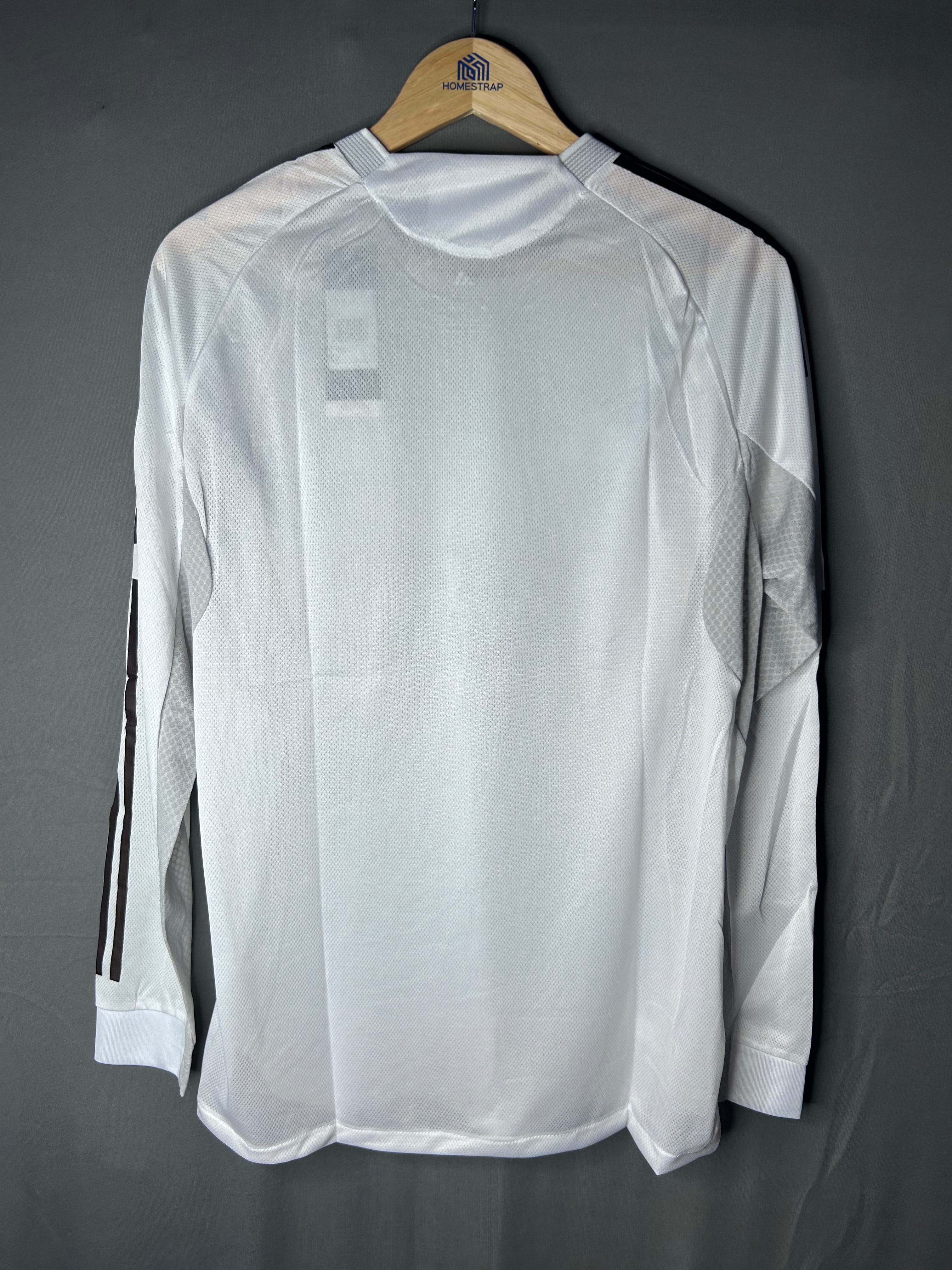 Real Madrid 25/26 Long Sleeve Home Jersey