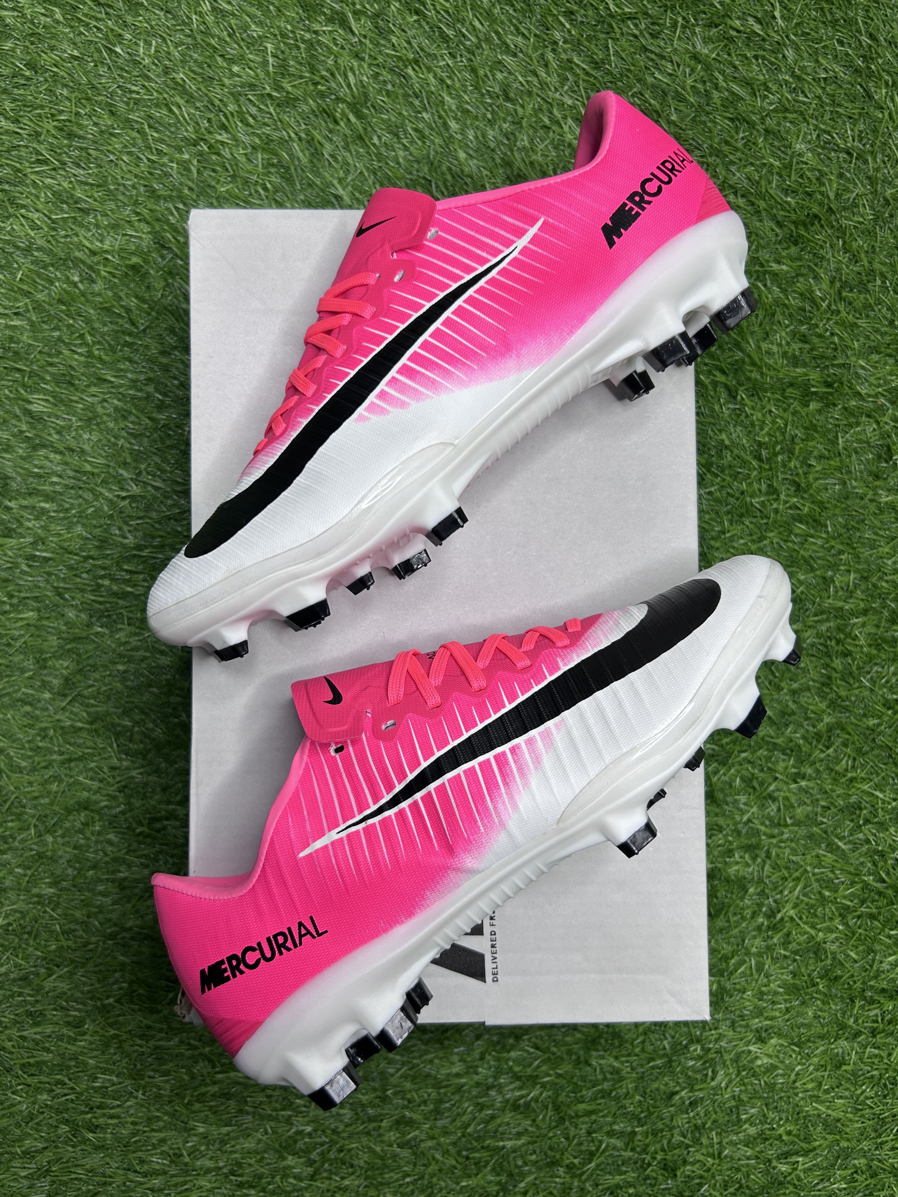 Mercurial Vapor 11 Racer Pink