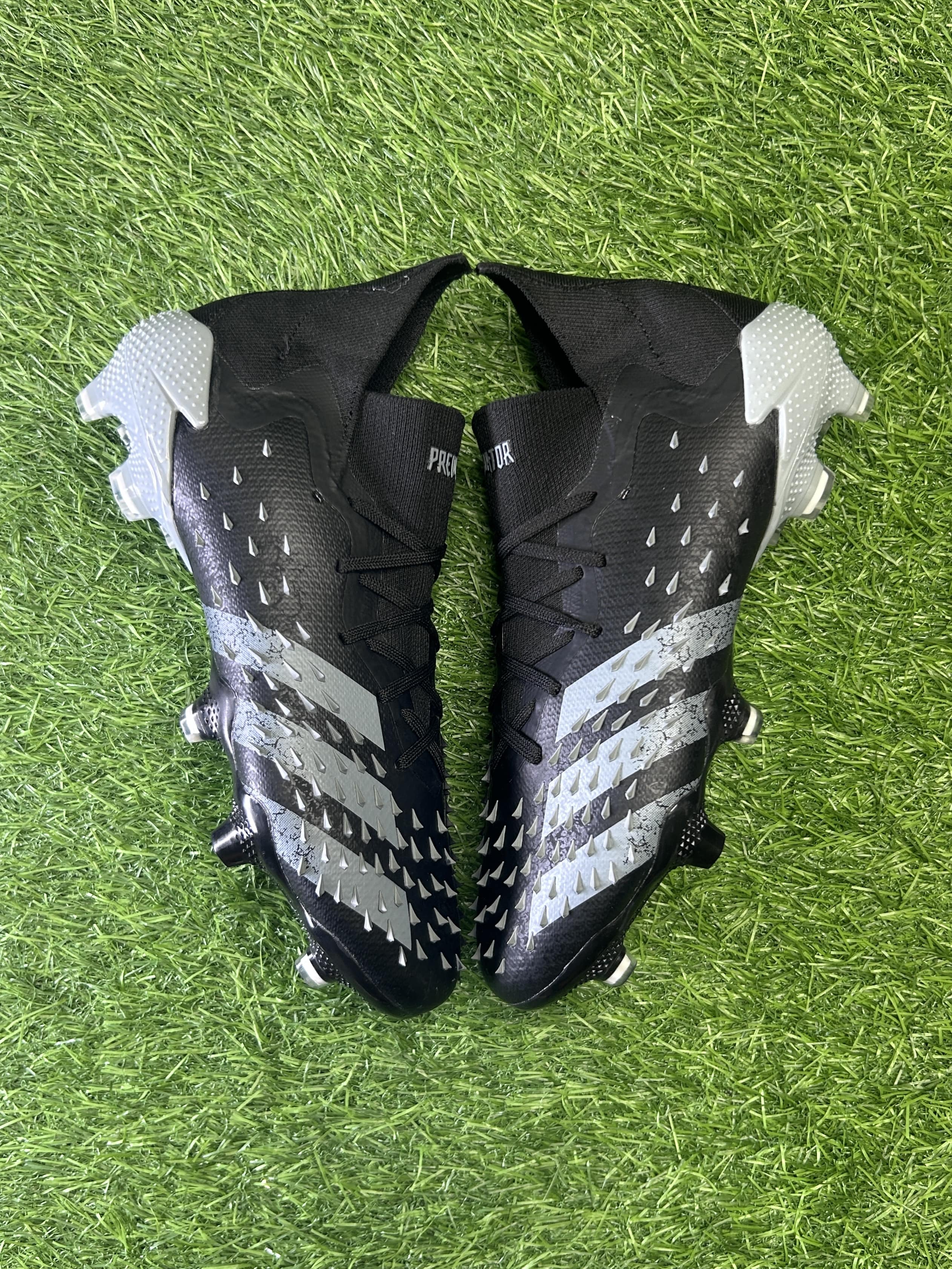 Predator Freak Supersteath Pack Laced