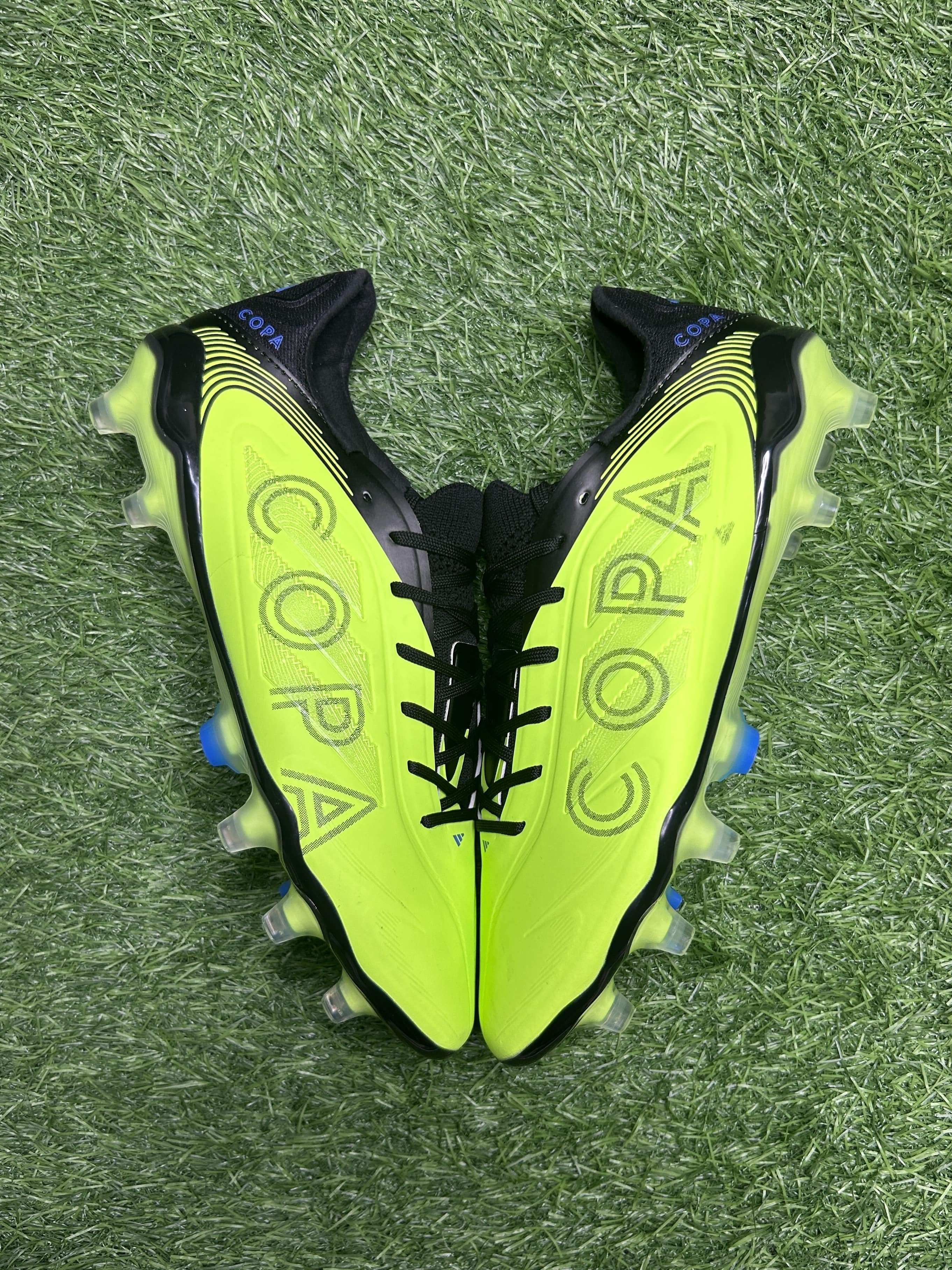 Copa Pure III Lucid Lemon Colourway