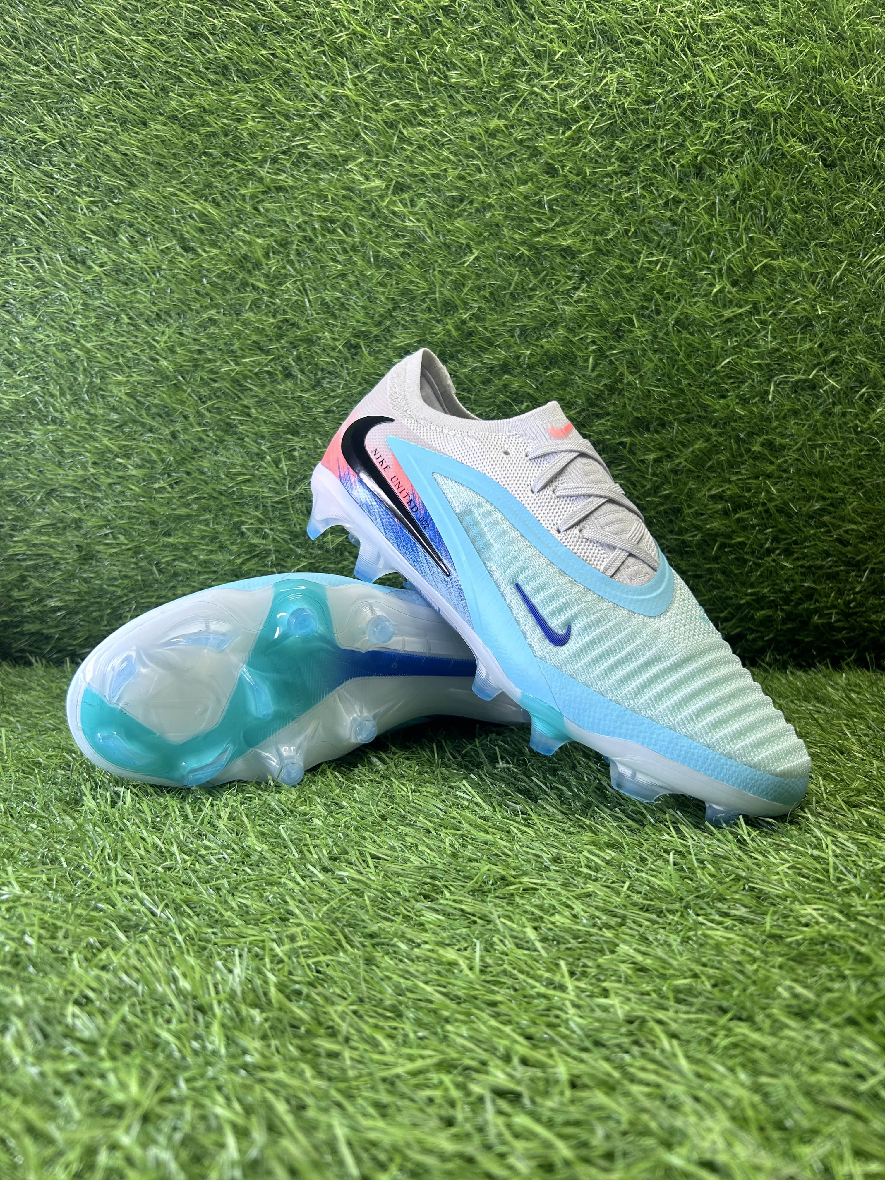 Phantom 6 United 002 Pack