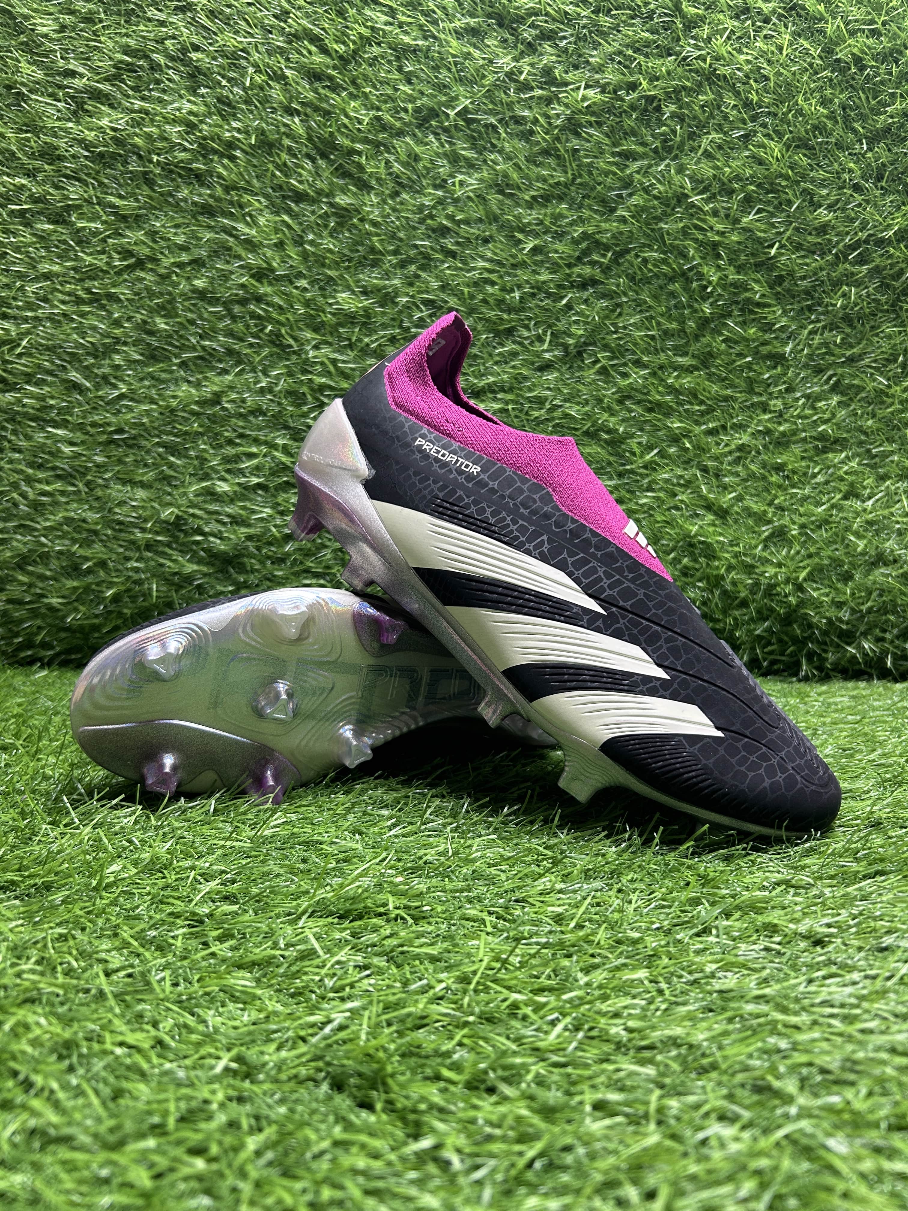 Predator 30 Purple Colourway Laceless