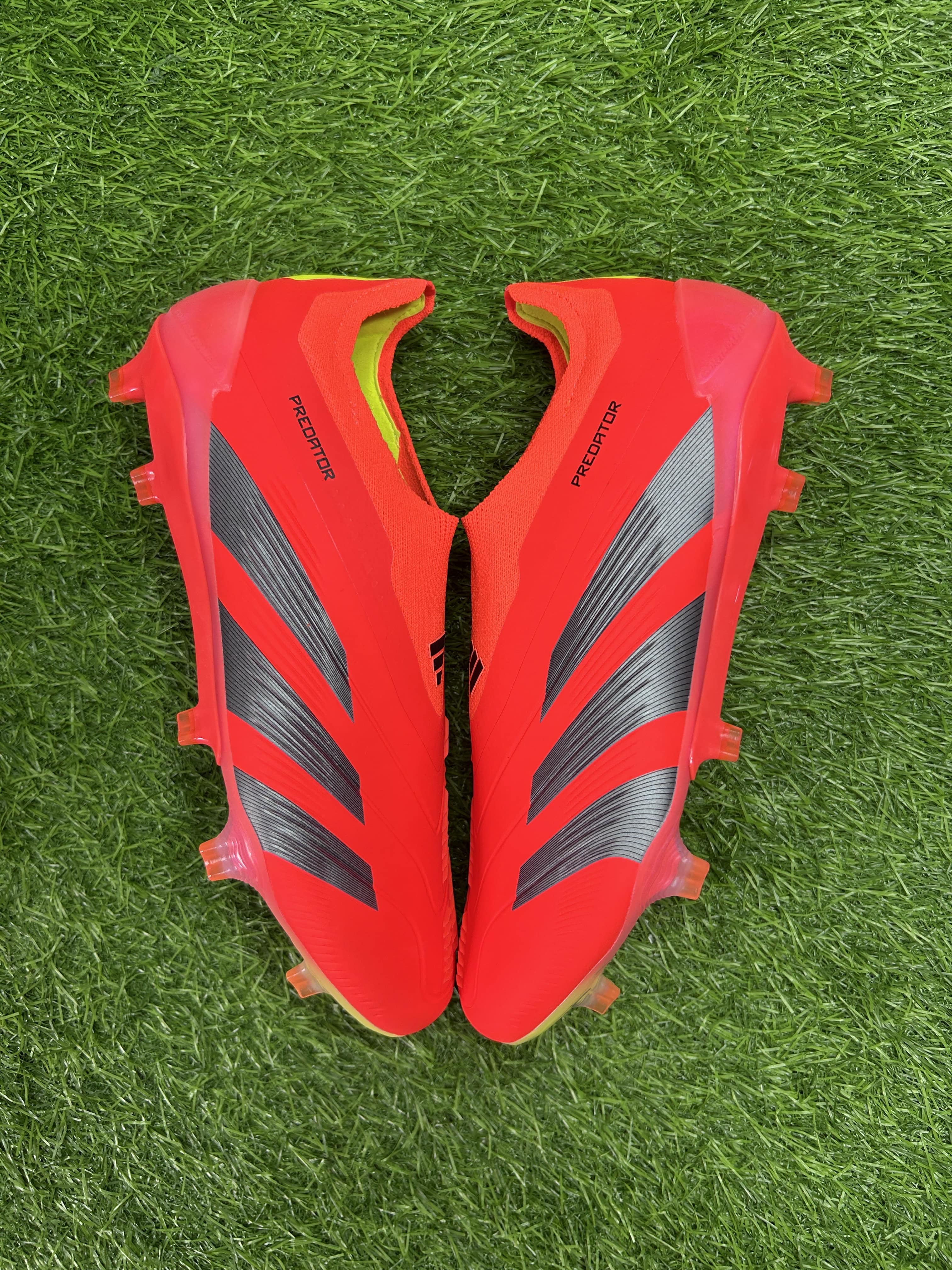 Predator 30 Solar Laceless