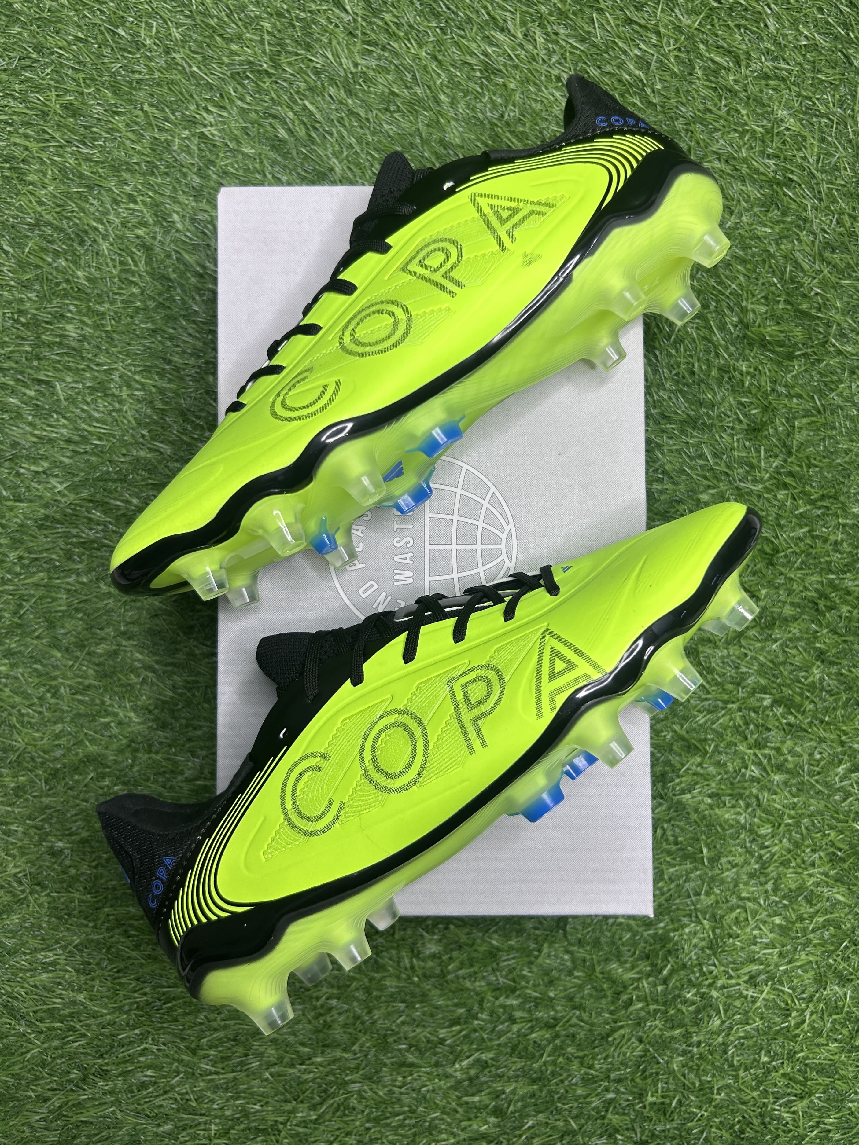 Copa Pure III Lucid Lemon Colourway