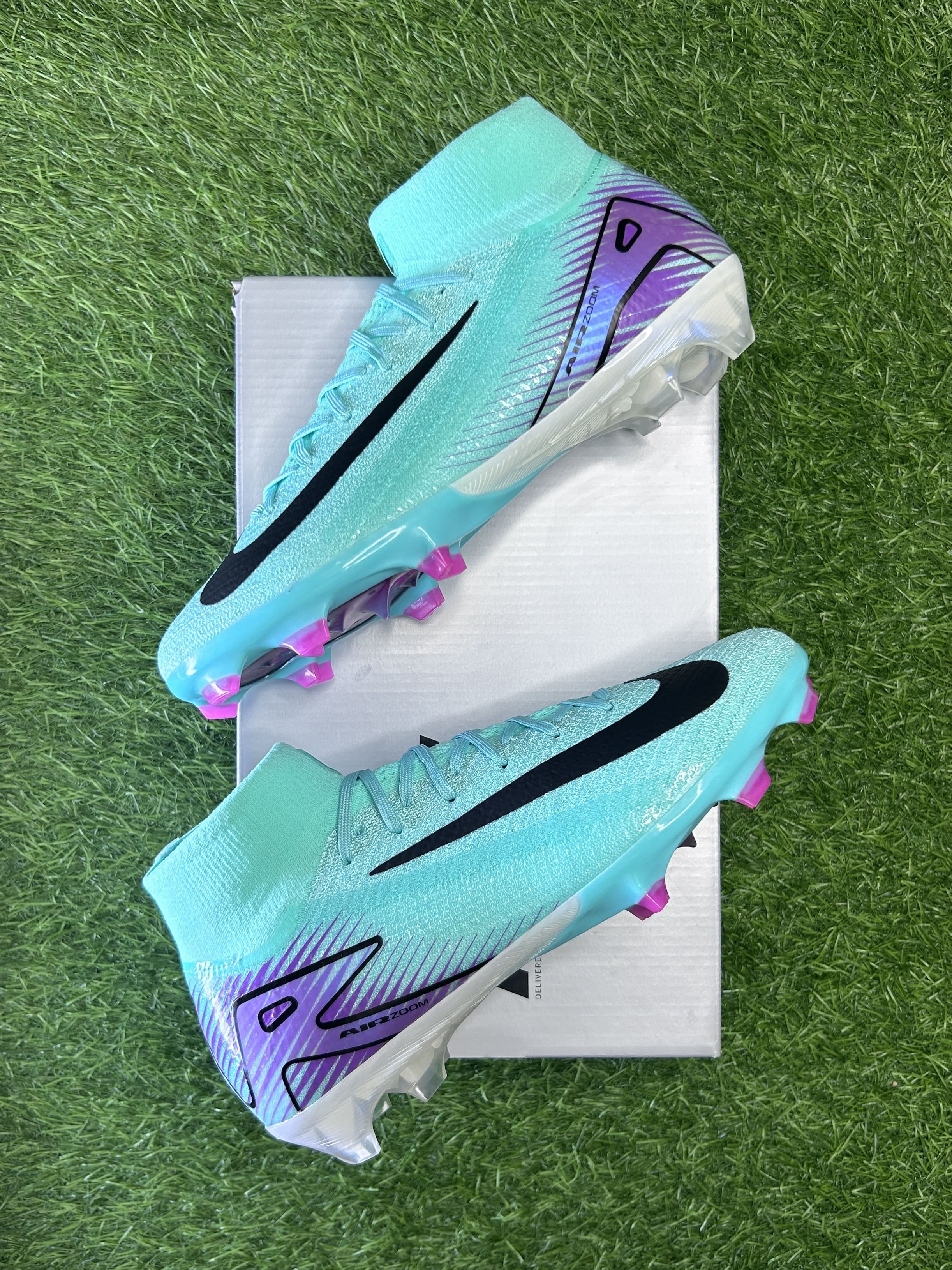 Mercurial Superfly 10 Mad Ambition Pack