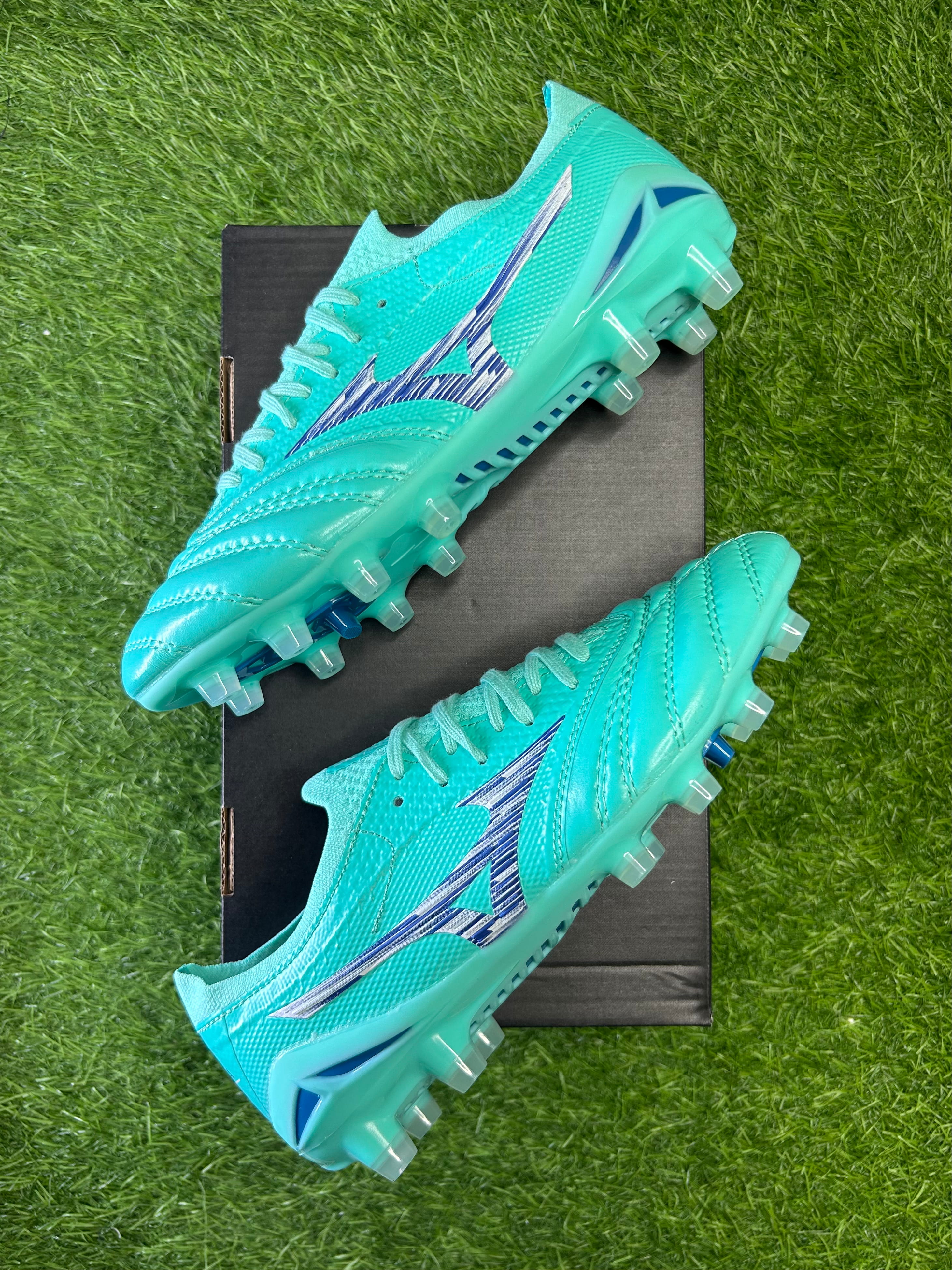 Morelia Sky Blue colourway