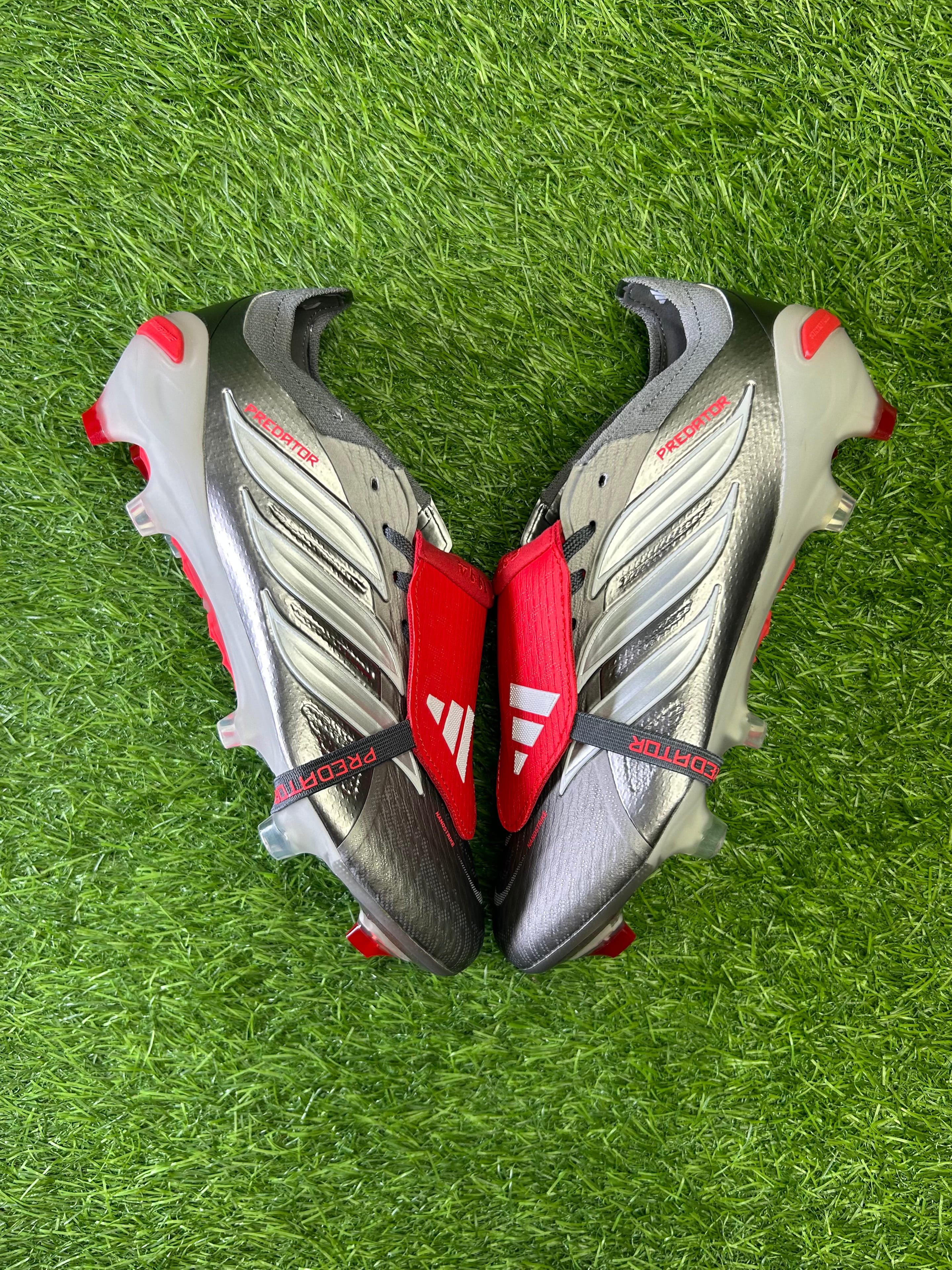 Predator 26 Gunmetal Grey