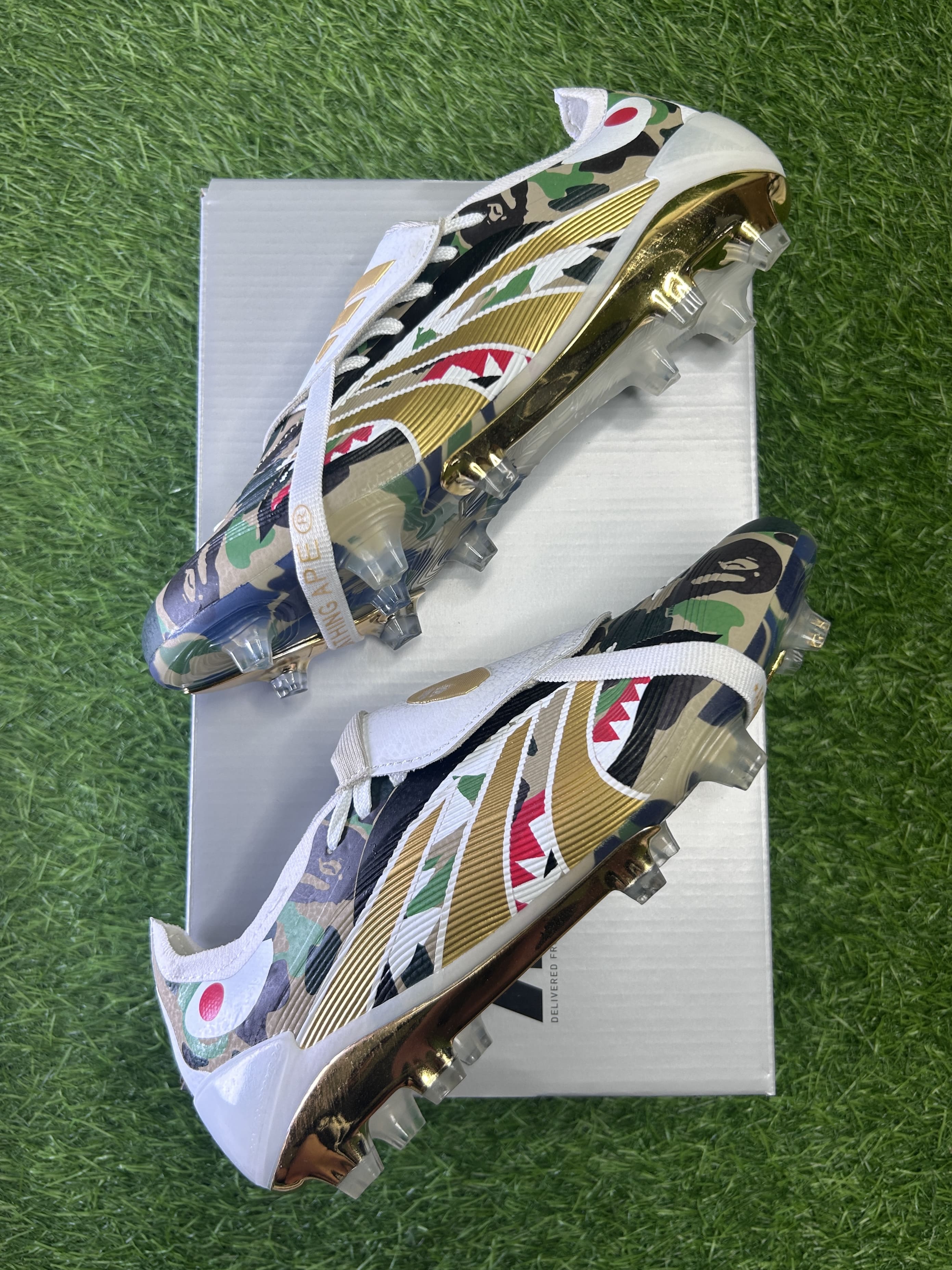 Predator 30 Bape Pack