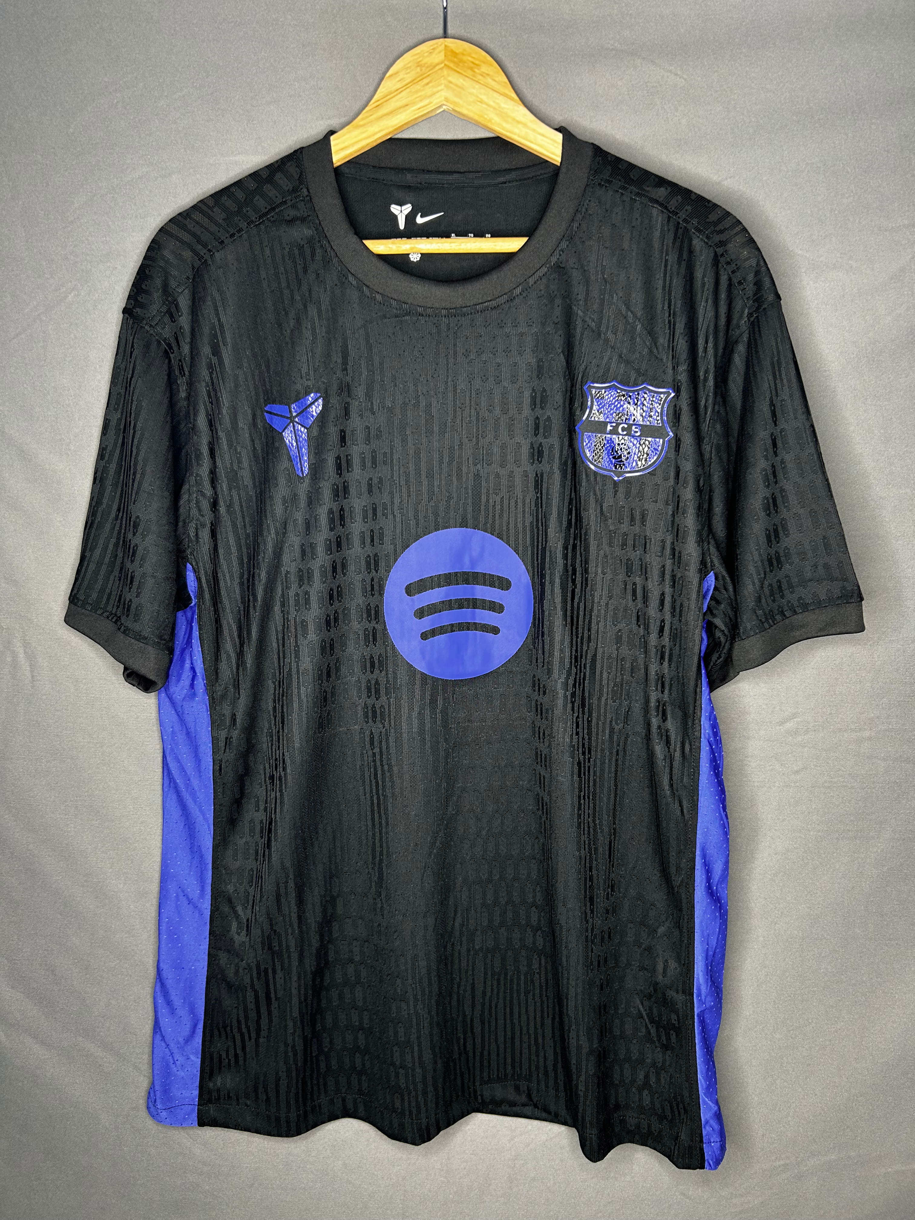 FC Barcelona Black Mamba 25-26 Away Kit