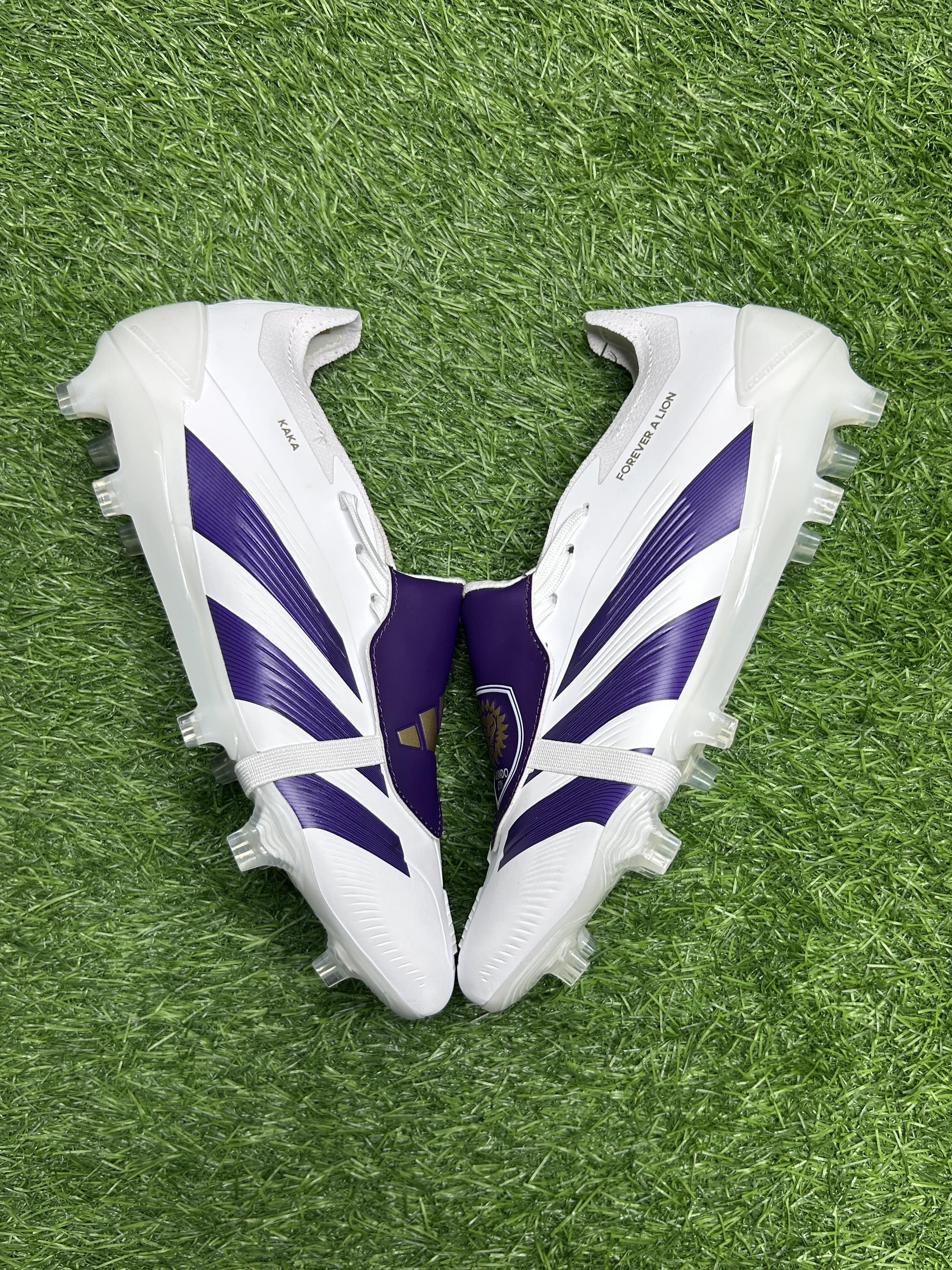 Predator 30 Kaka Edition