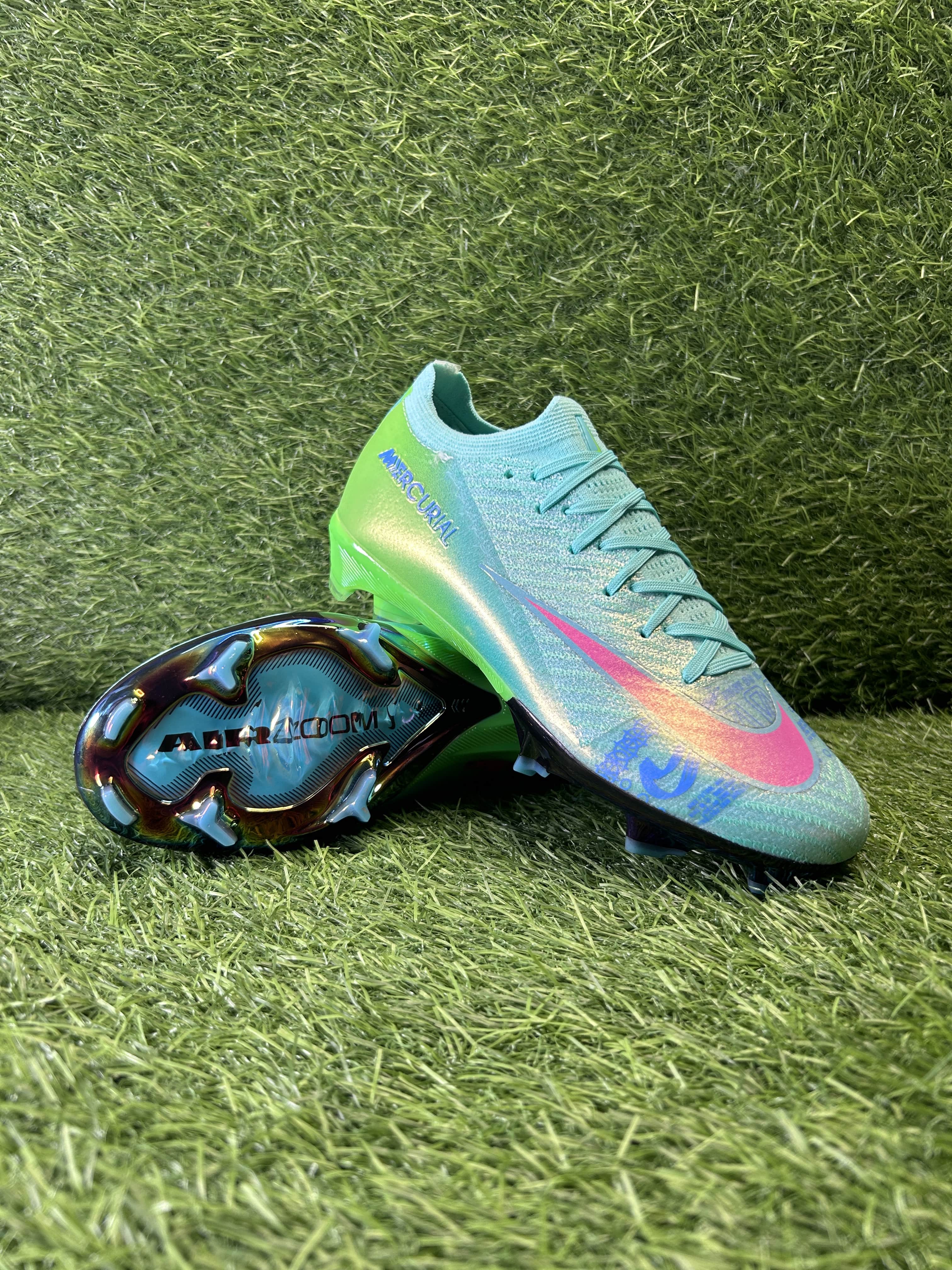 Mercurial Vapor 16 Green Cosmic Pack
