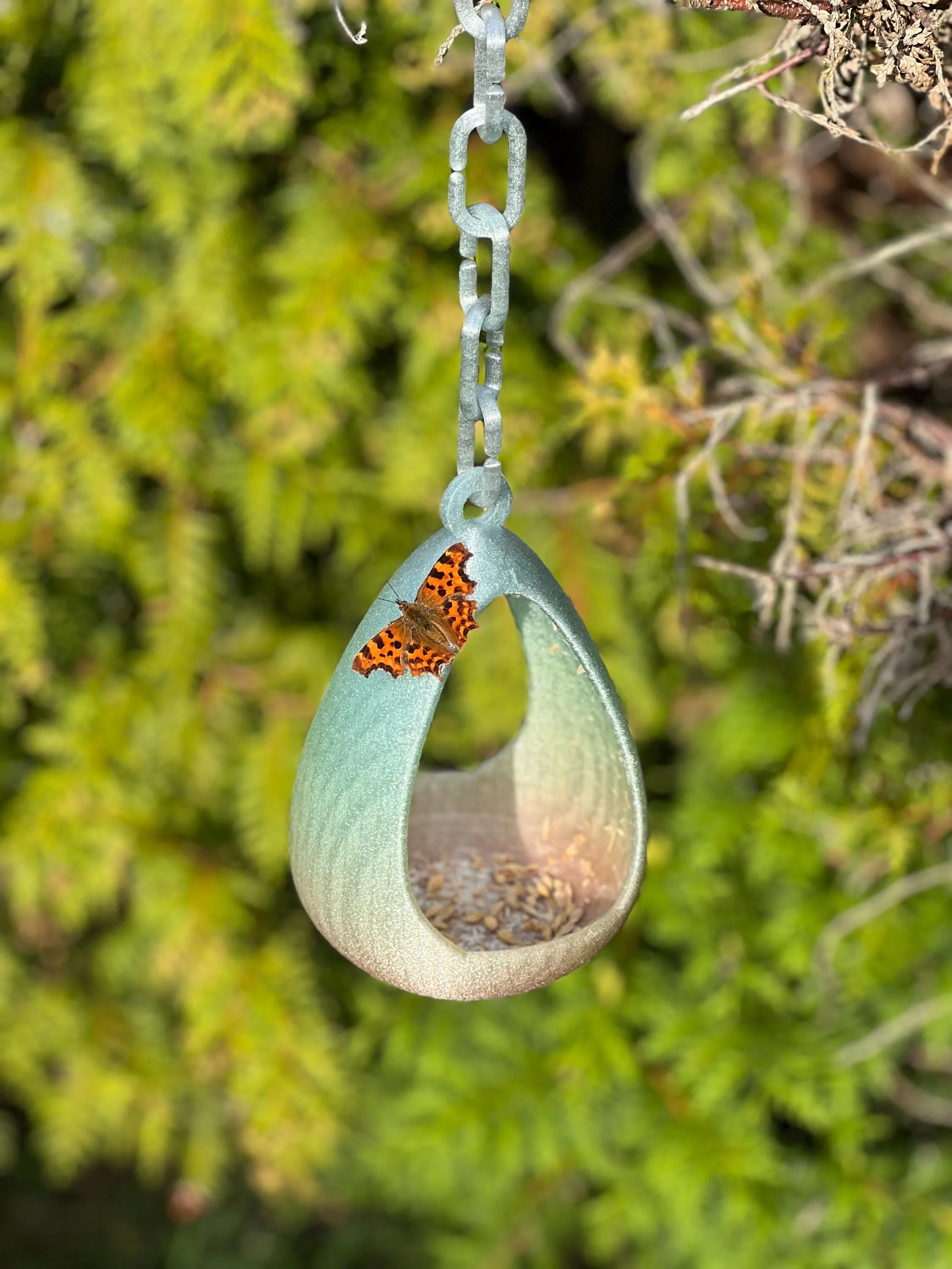 Quality unique Bird Feeder, Waterproof custom PETG outdoor bird table, Garden decor feeding station, hanging ornamental seed tray