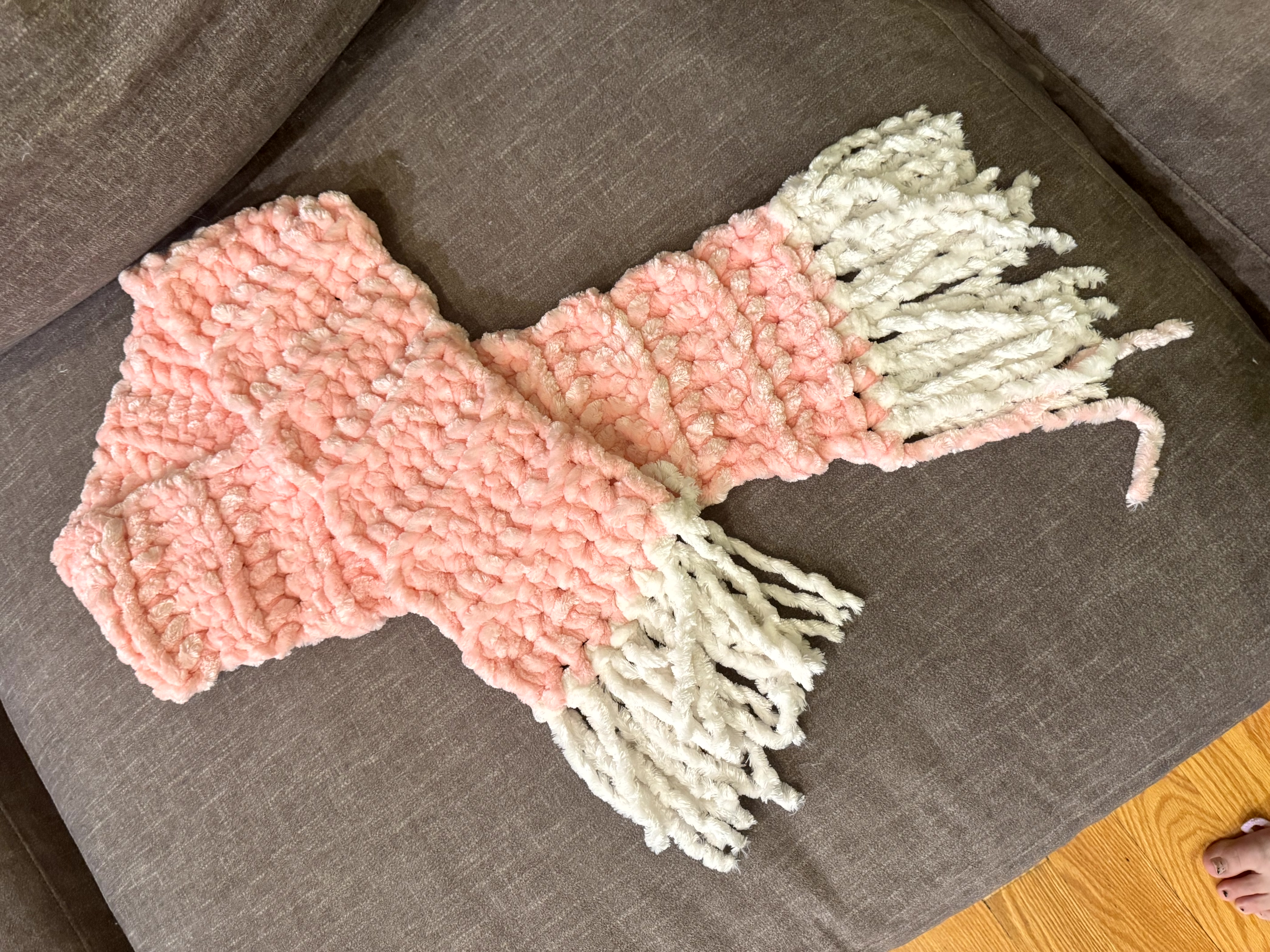 Handmade Juicy Couture Pink Knit Scarf
