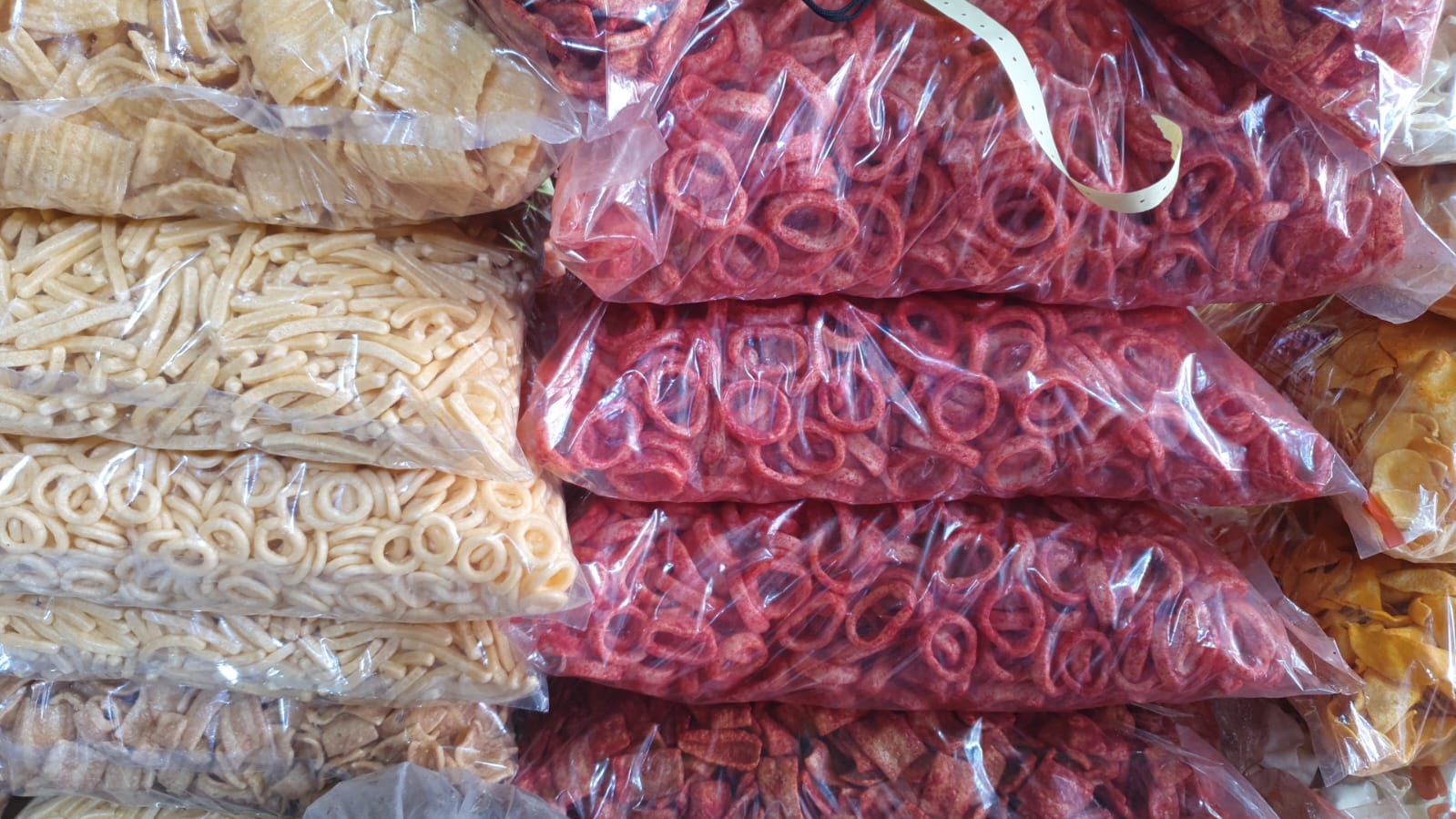 Aro de cebolla y chicharron