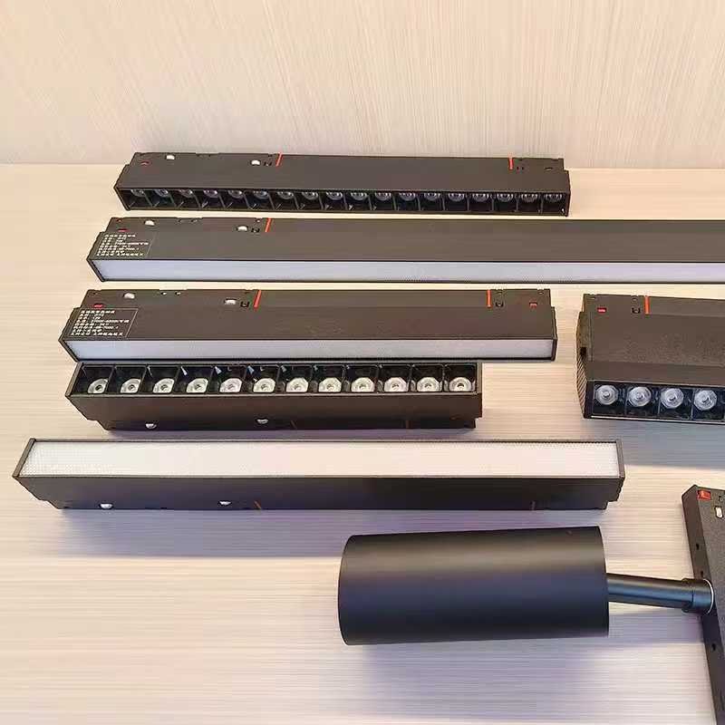 Magnetic Track Light Set