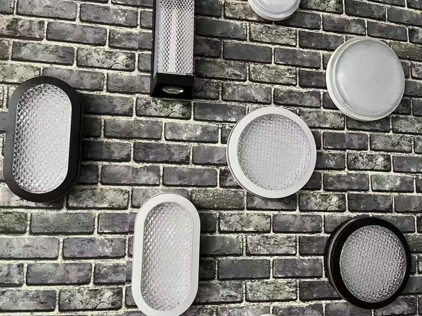 Outdoor Wall Mounted LED Lights