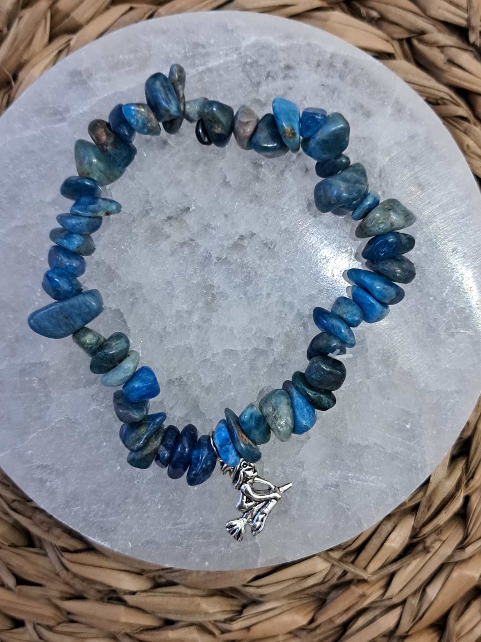 Pulsera de chips apatito azul 