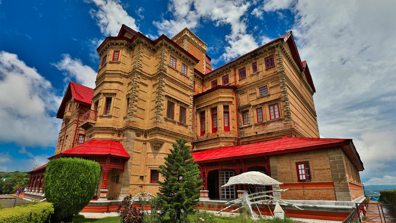 Vaishno Devi Tour Package with Patnitop [4N/5D]