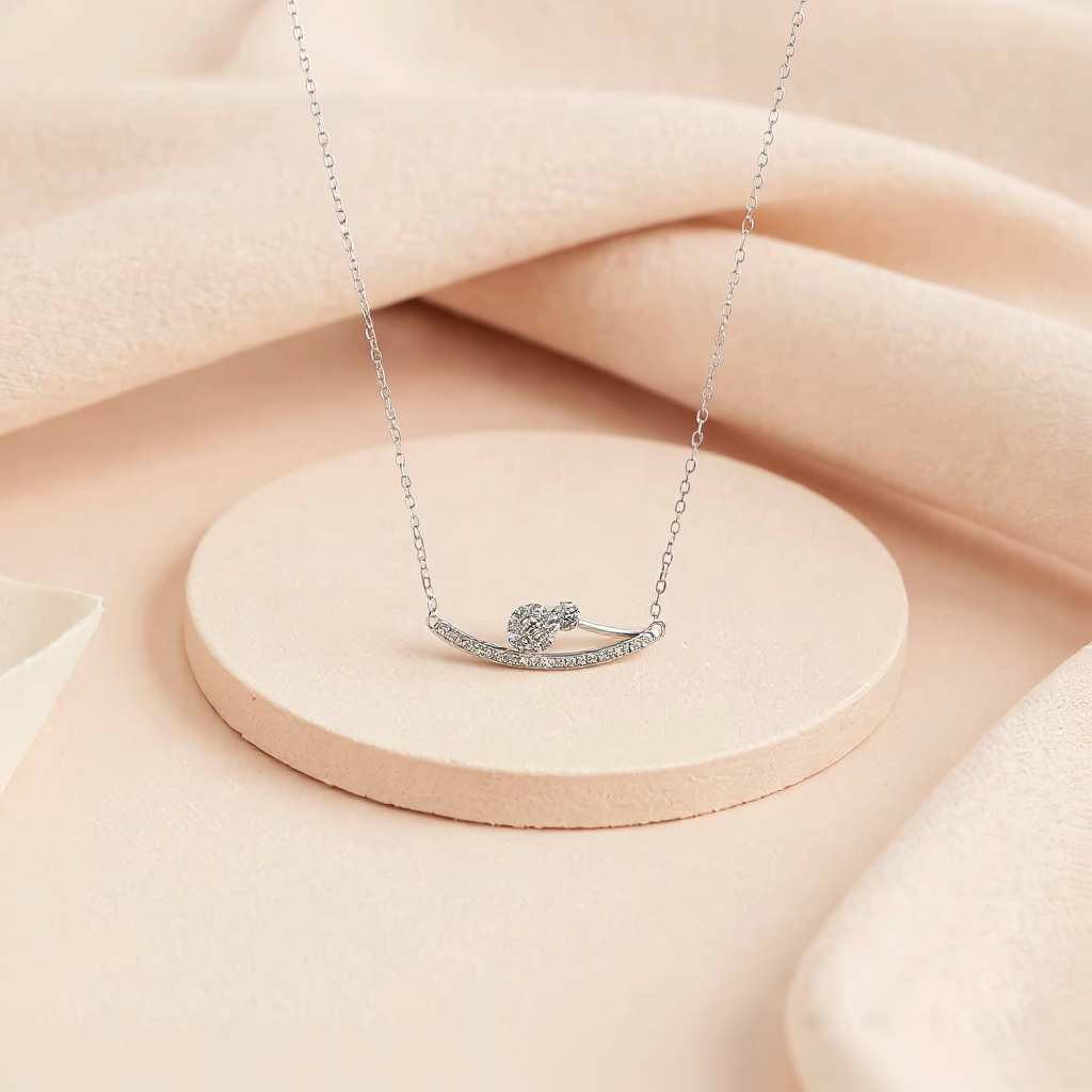 Flower pendant necklace