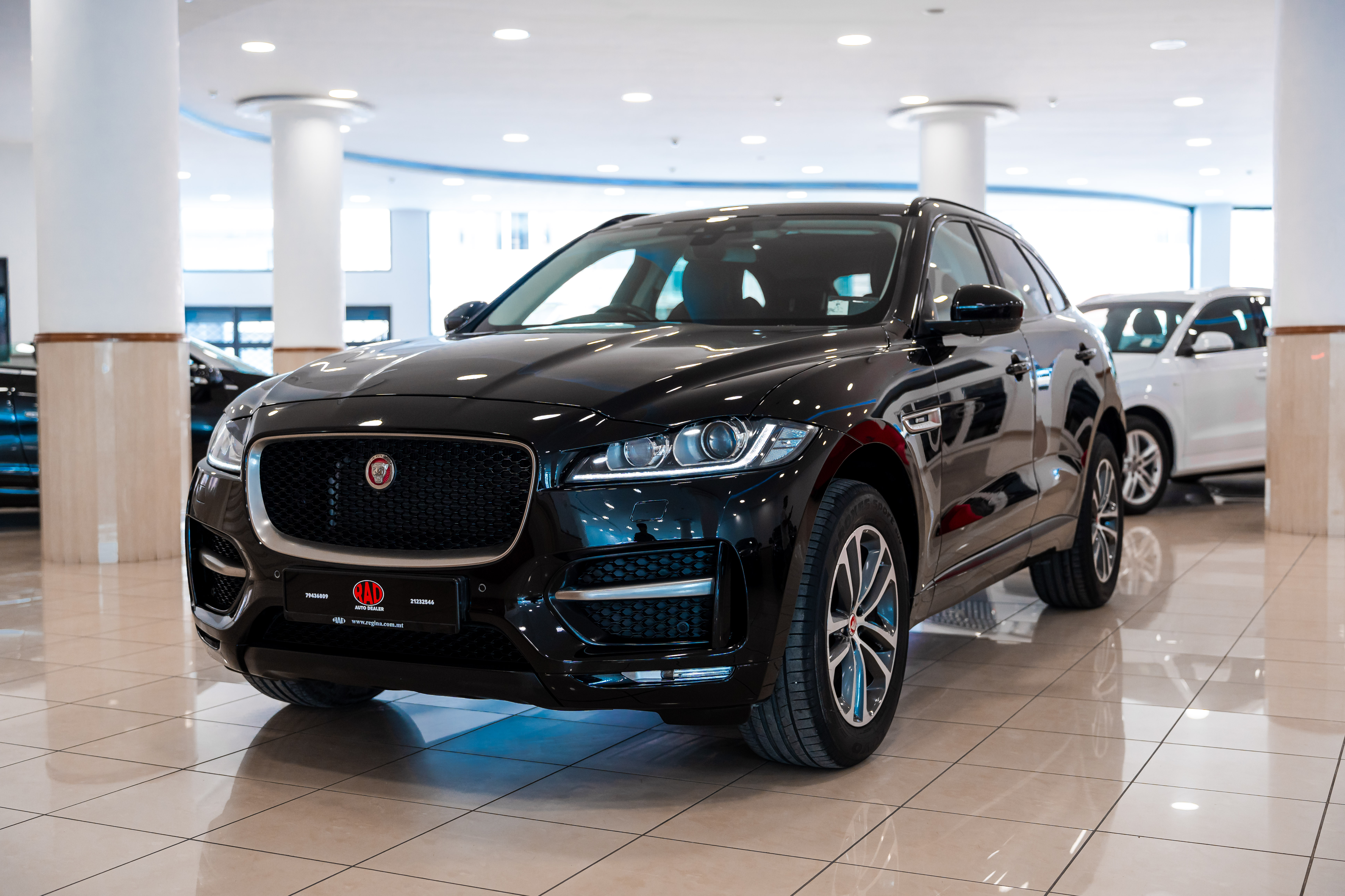 Jaguar F-Pace R Dynamic
