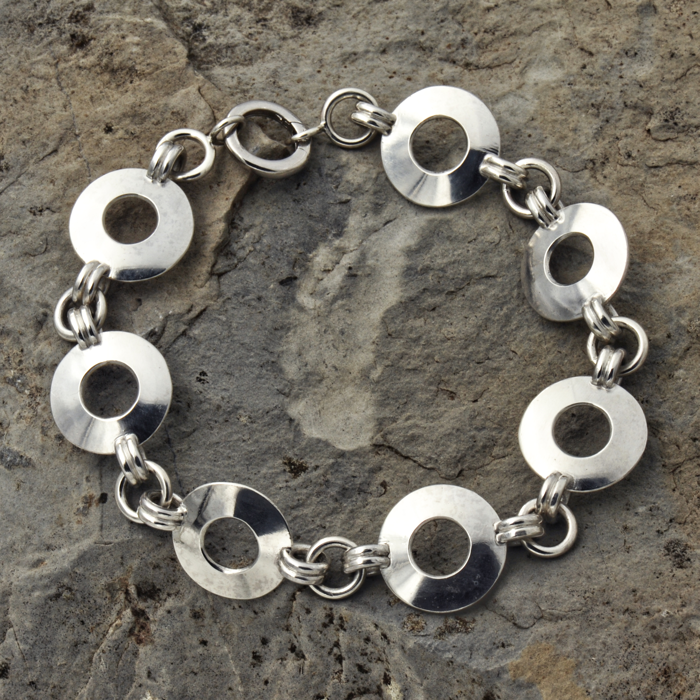 Torus bracelet