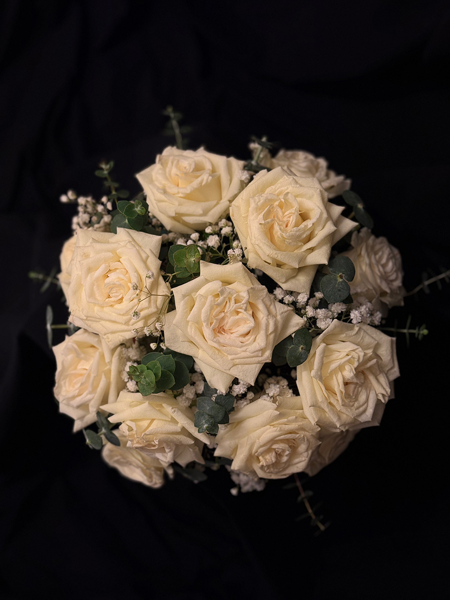 Coroa de Rosas Brancas