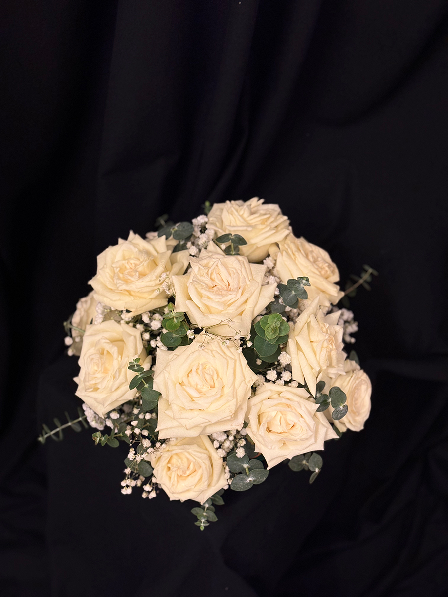 Coroa de Rosas Brancas