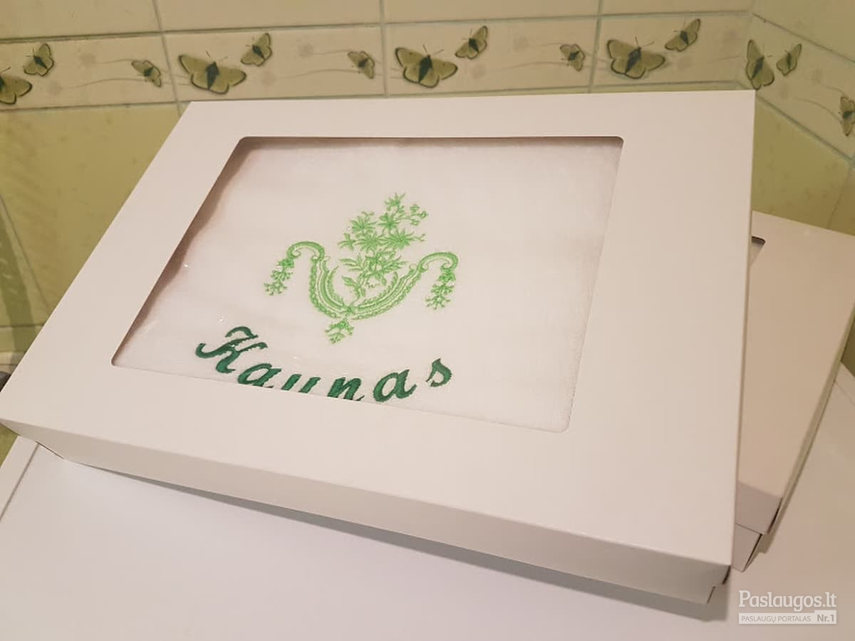 Siuvinėtas rankšluostis (Jūsų norimo miesto simbolika)