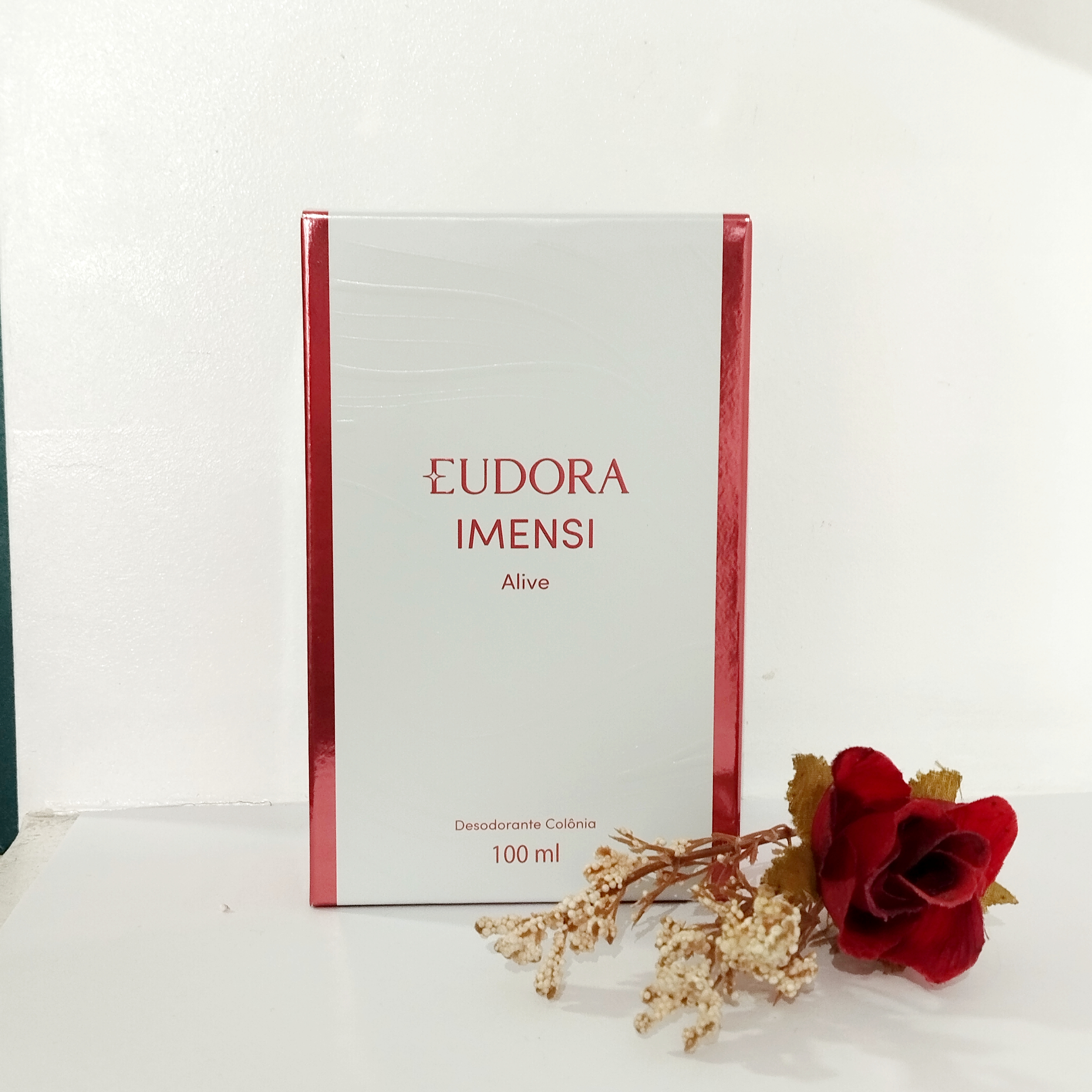 Perfume Imensi Alive Eudora
