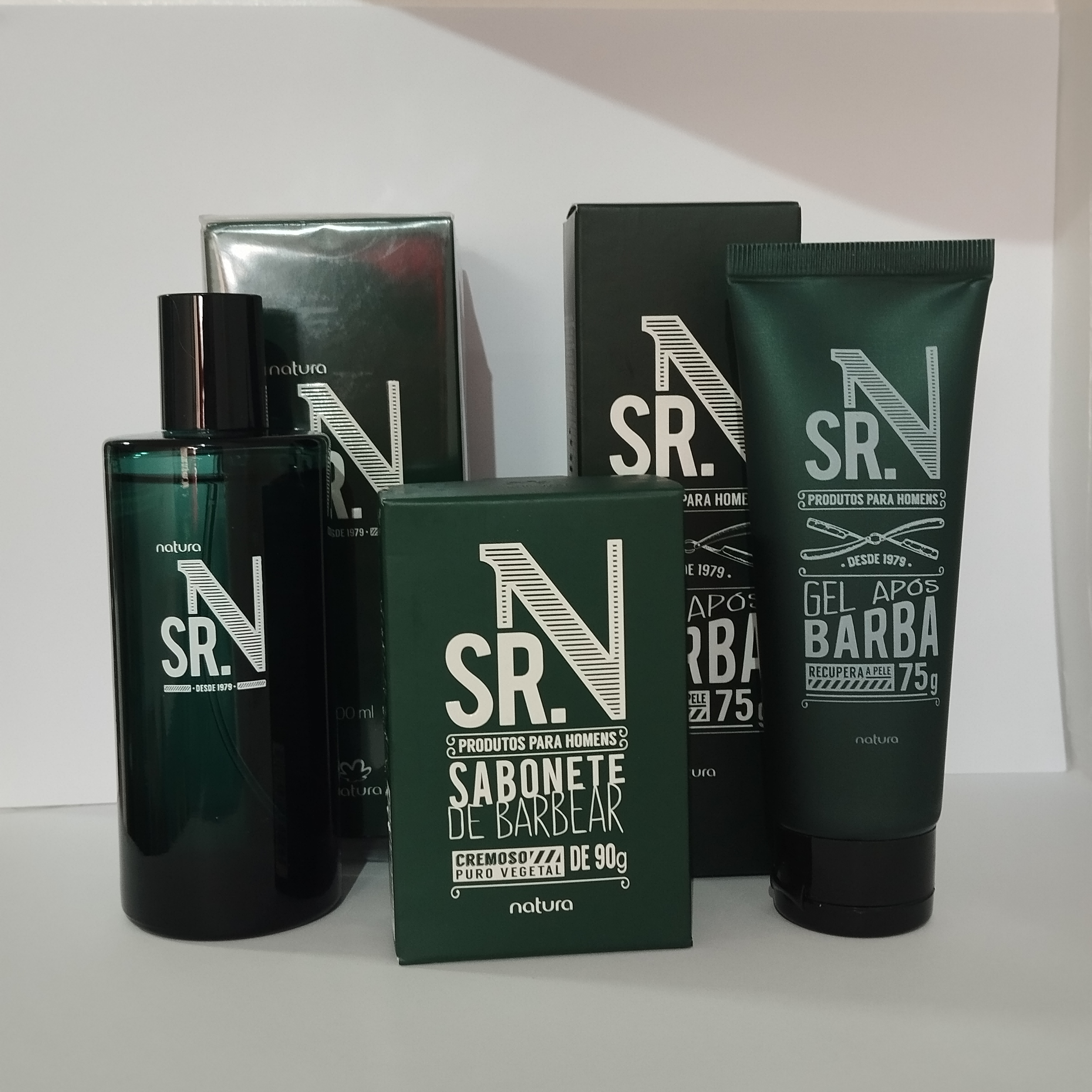 Kit Sr.N Colônia, Gel pós barba e Sabonete