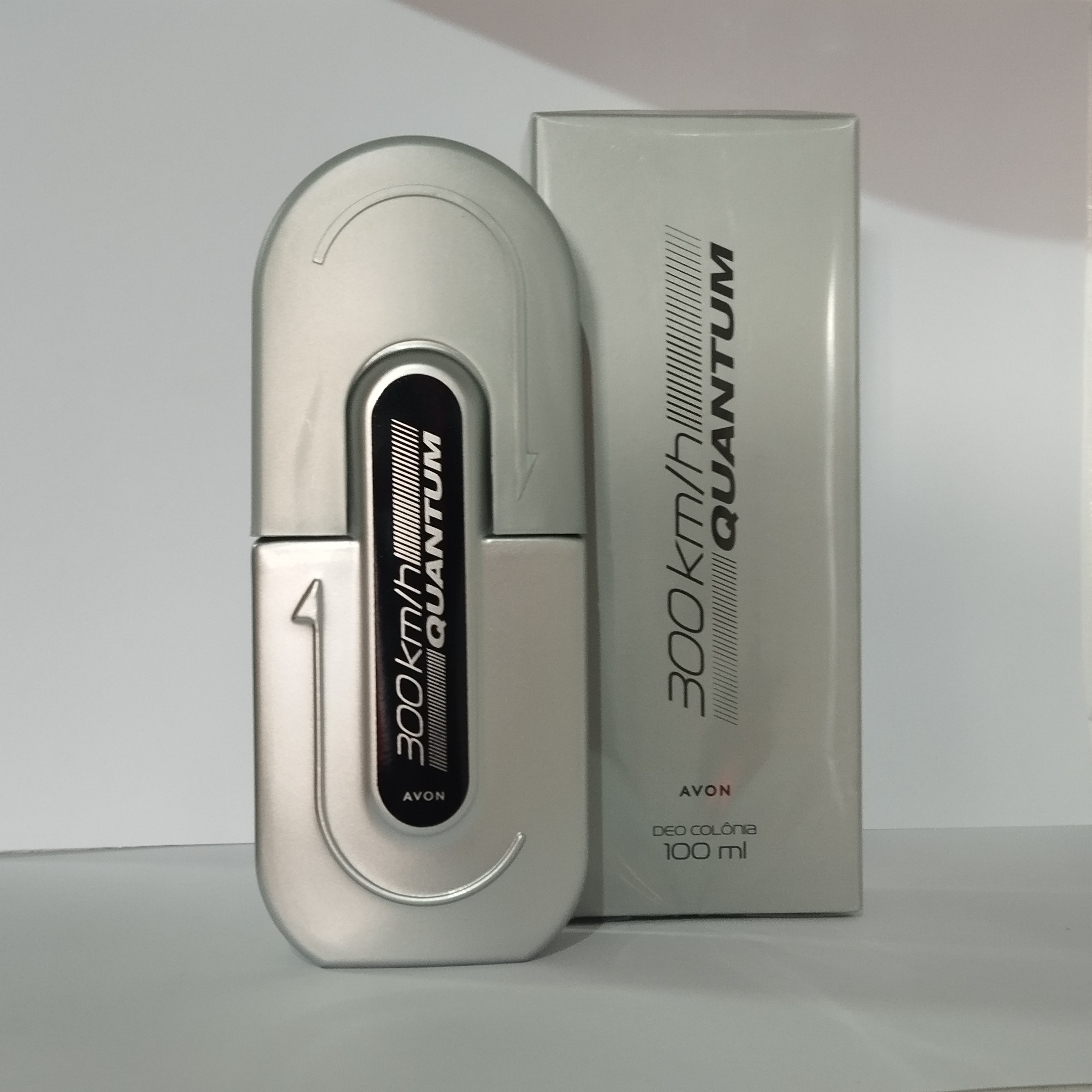 Perfume 300km/h Quantum Avon