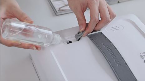 Robot limpiacristales, azulejos, porcelanato LIECTROUX