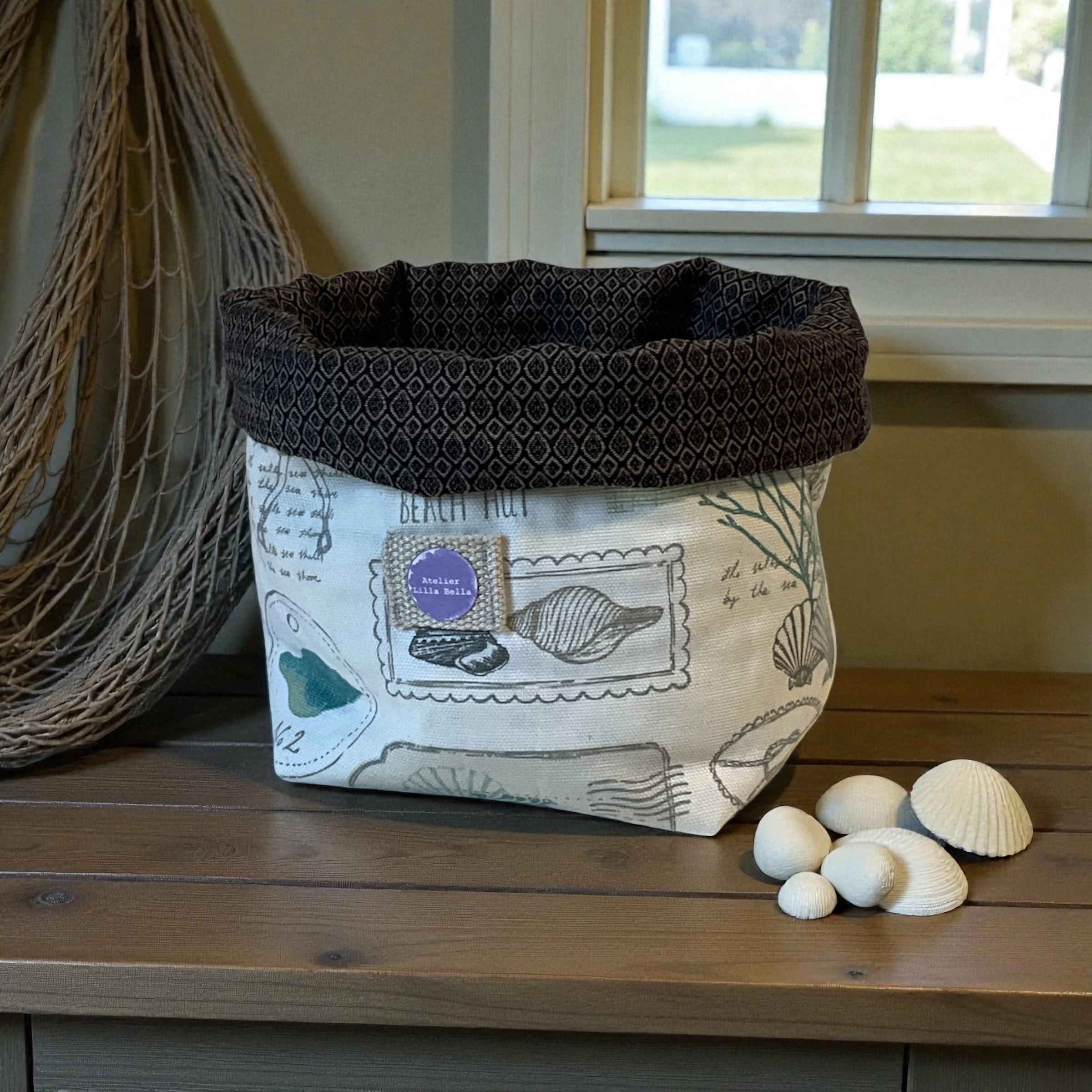 Panier en tissu motif coquillages