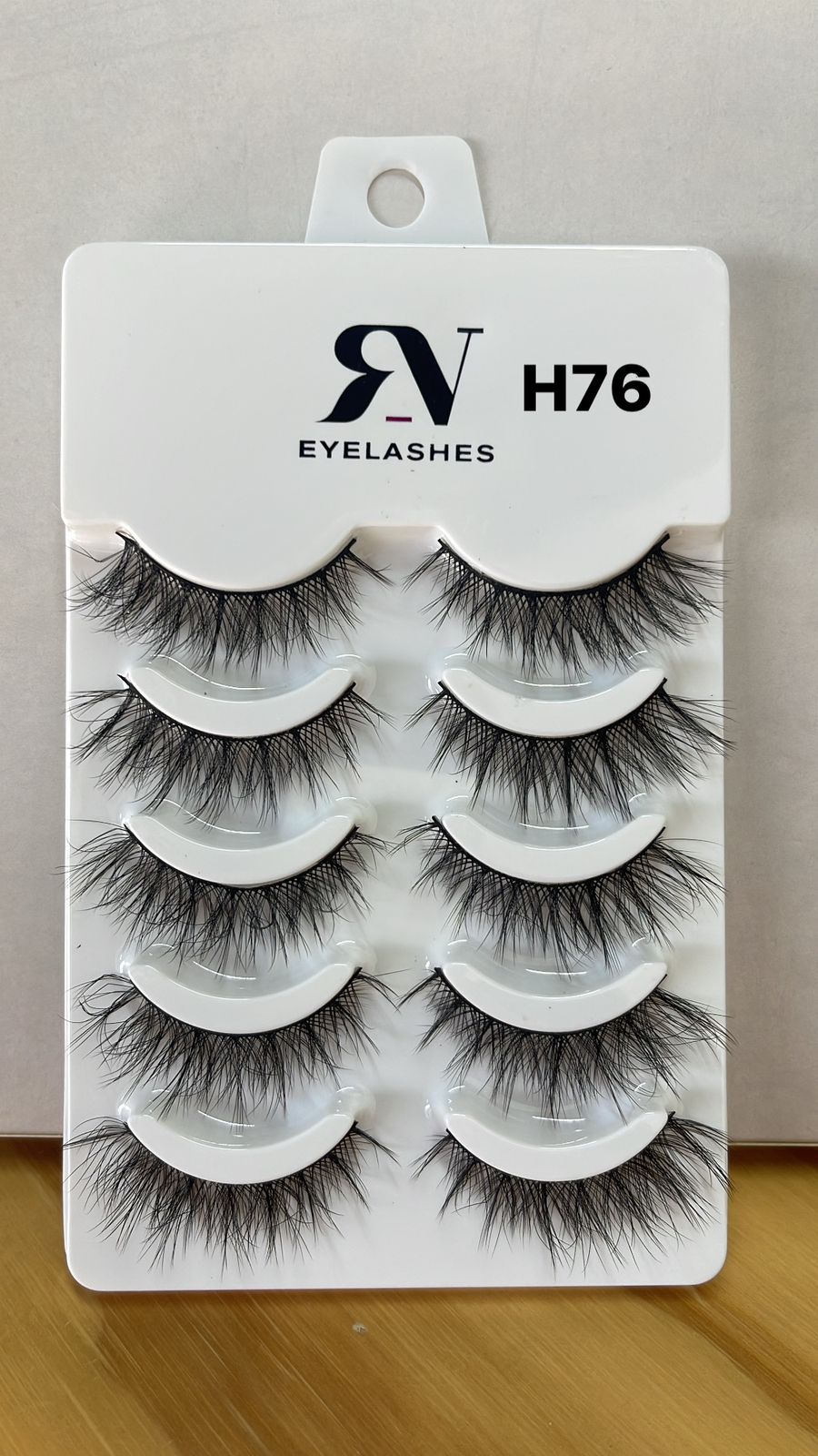 RV EYELASHES  Pestaña H76 Cabello Natural Blister de 5 pzas