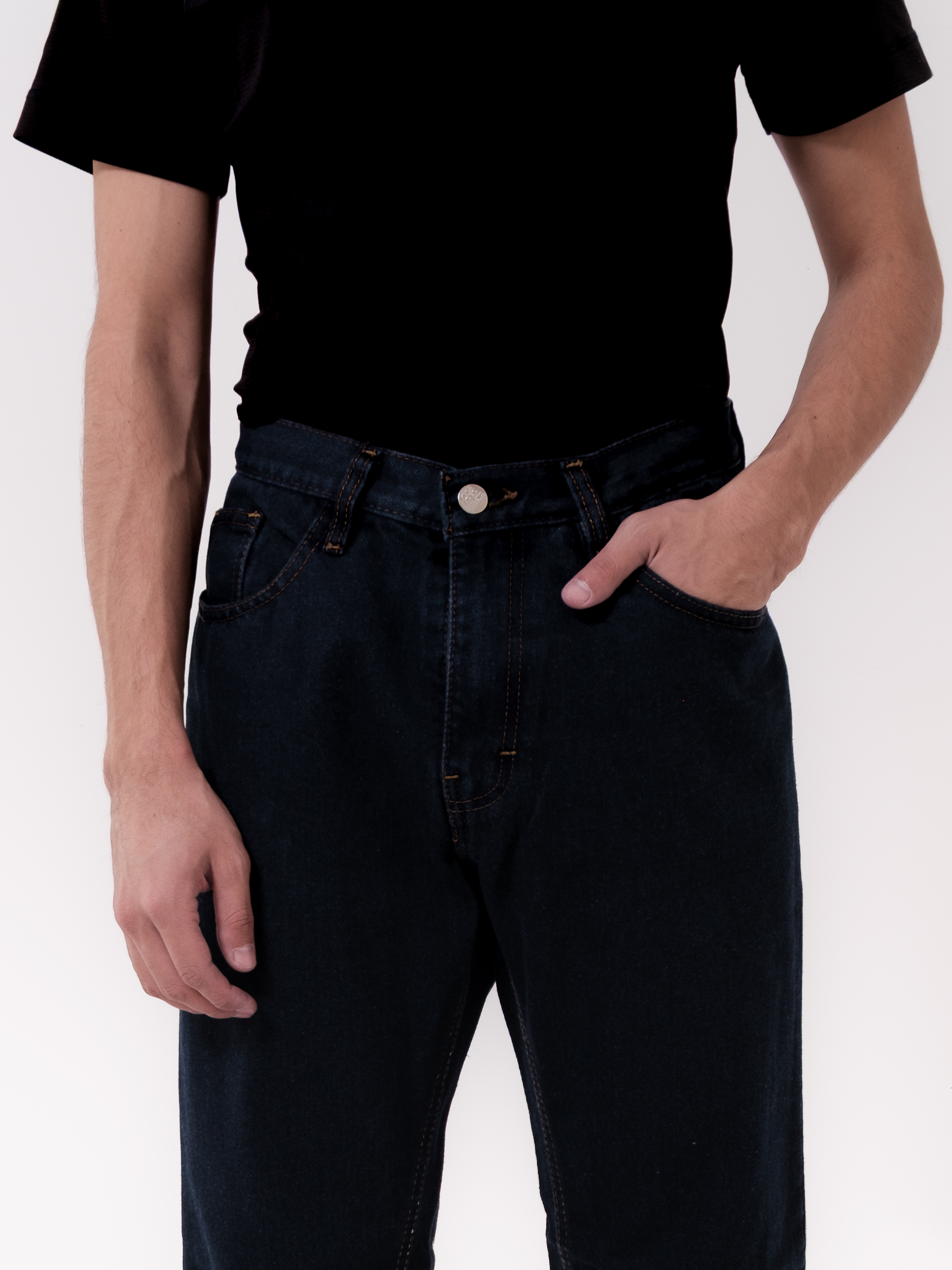 Lobo Clásico: Gris y Negros