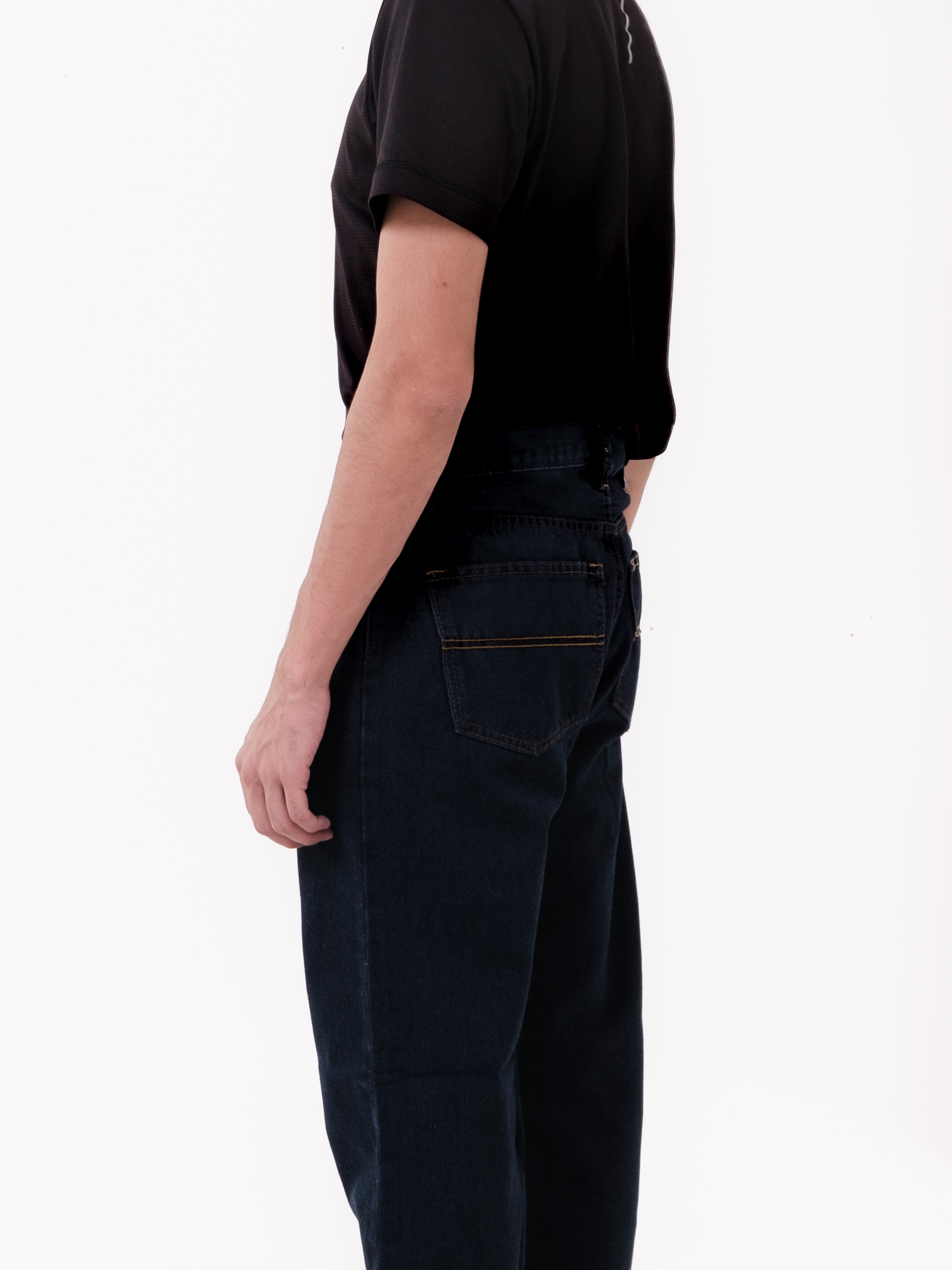 Lobo Clásico: Gris y Negros