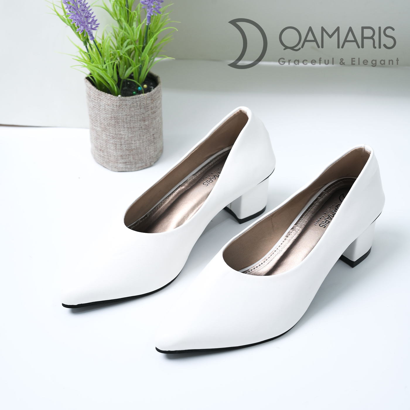 Sepatu Hak Tinggi Wanita