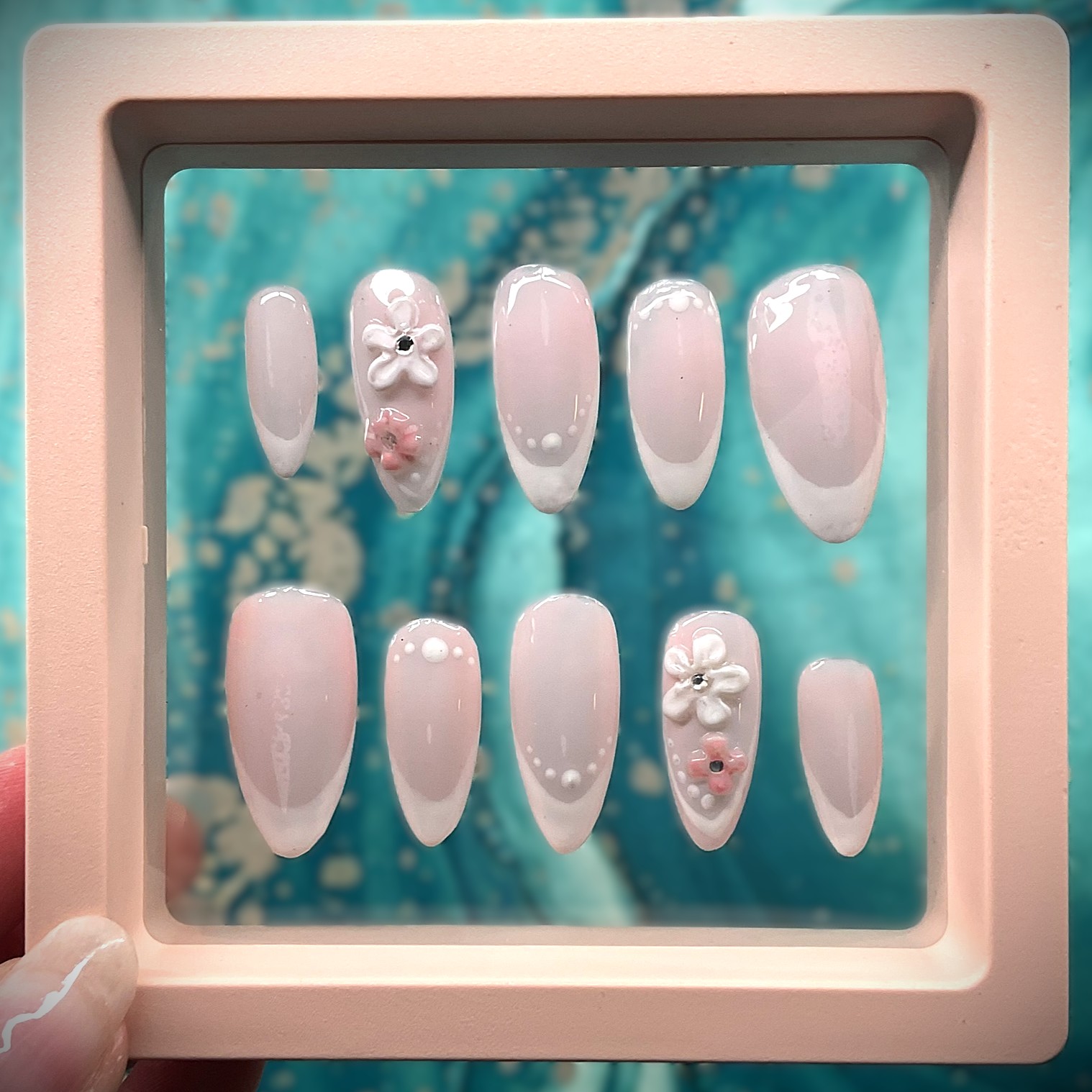 Pretty Pinks - Medium Almond