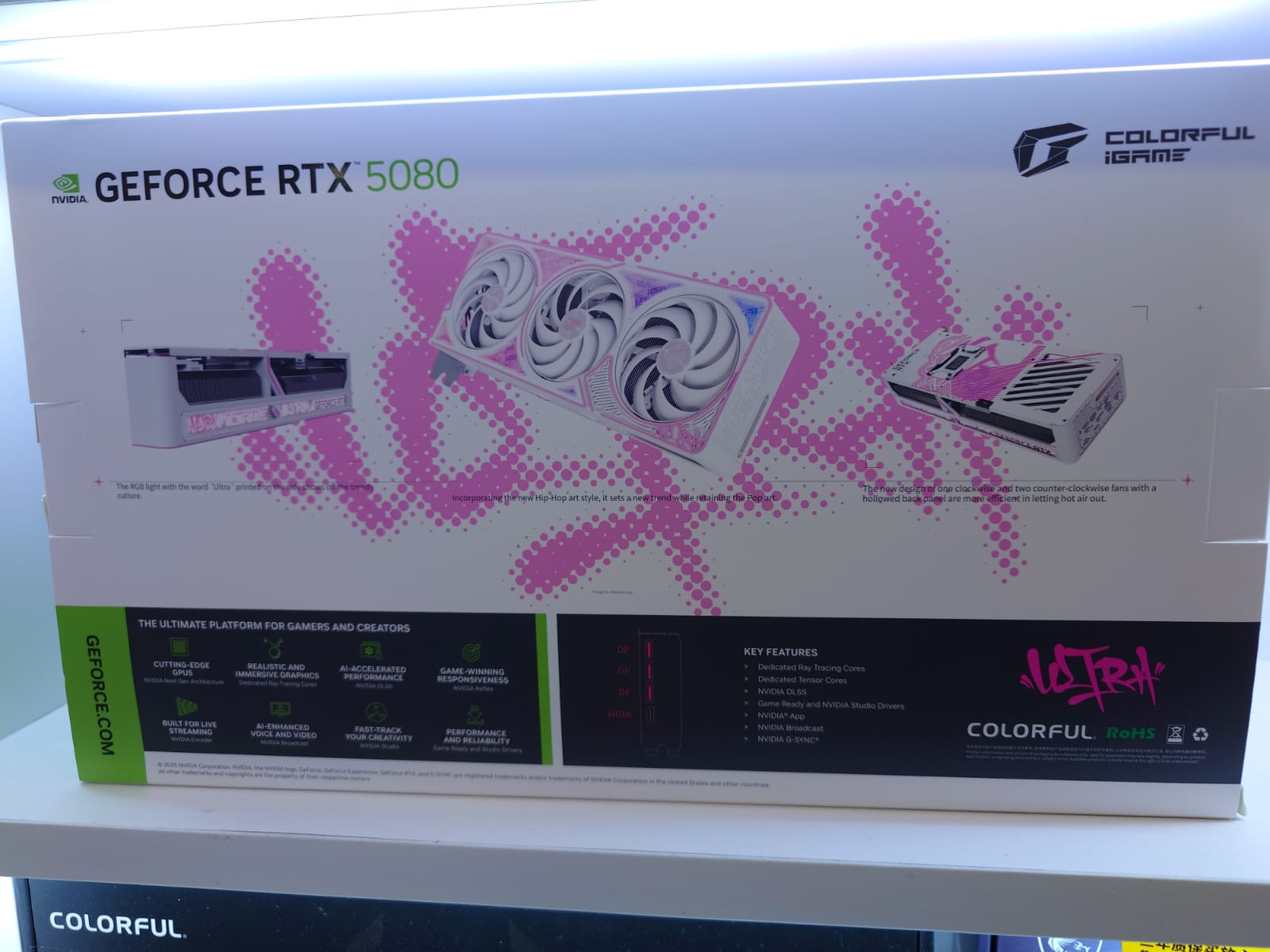 七彩虹 iGame RTX 5080 ULTRA W OC 16G ！以纯白之姿，定义性能新纪元！