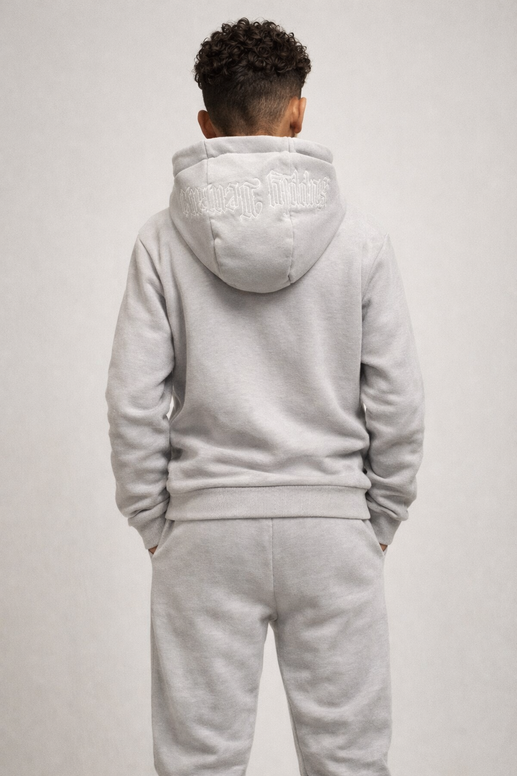 Completo Supply & Demand Grigio 12/13 Anni – Ottime Condizioni