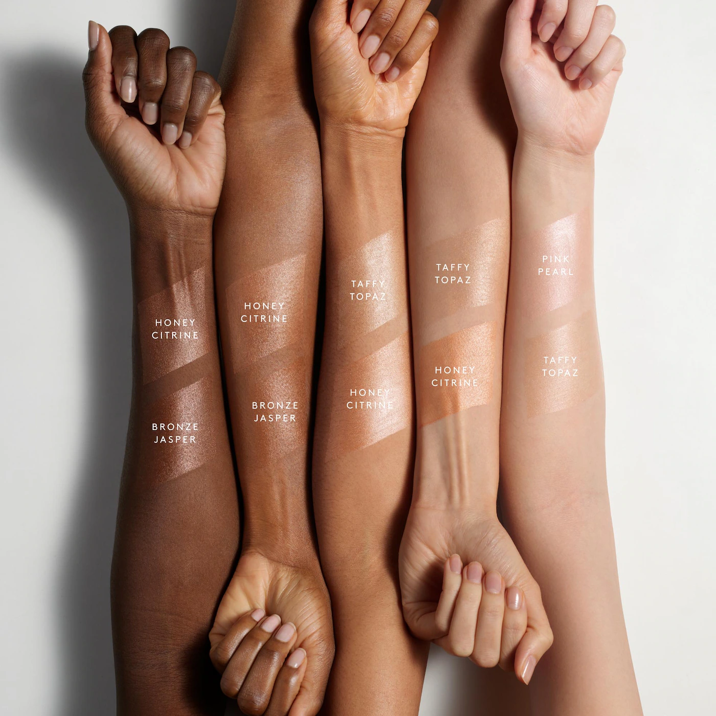 Fenty Beauty, Raze Drop'lit All-Over Glow Enhancer. Iluminador color Bronze.