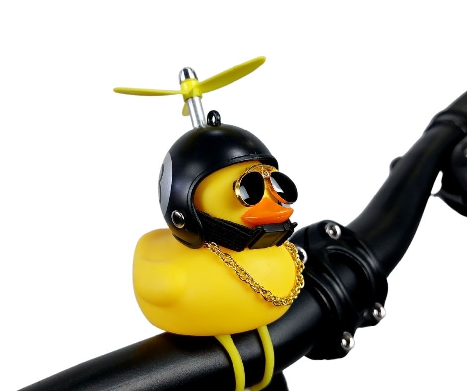 Patito de goma con estilo 