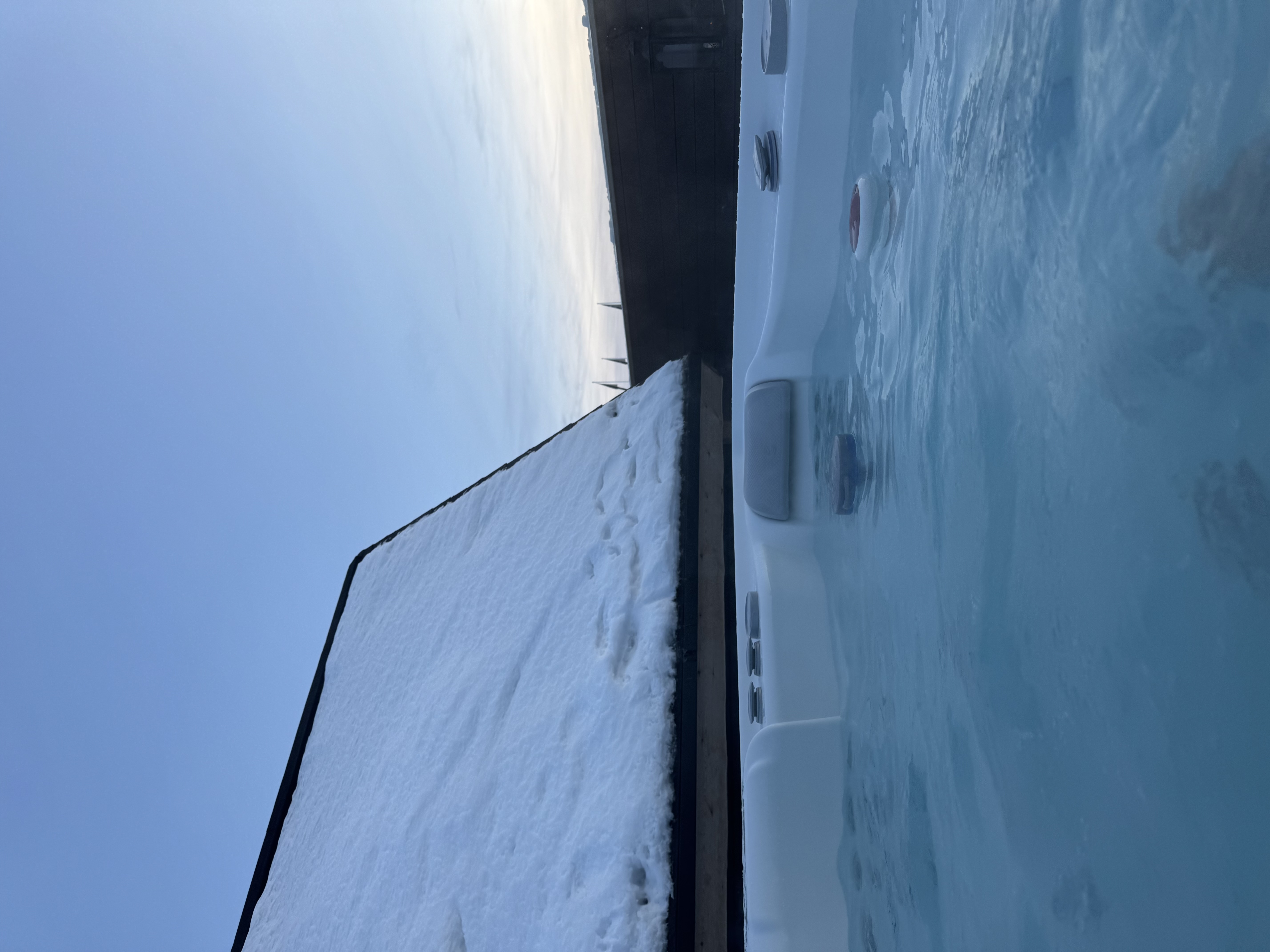 Arctic Pulse: The Exclusive Fitness & Spa Retreat