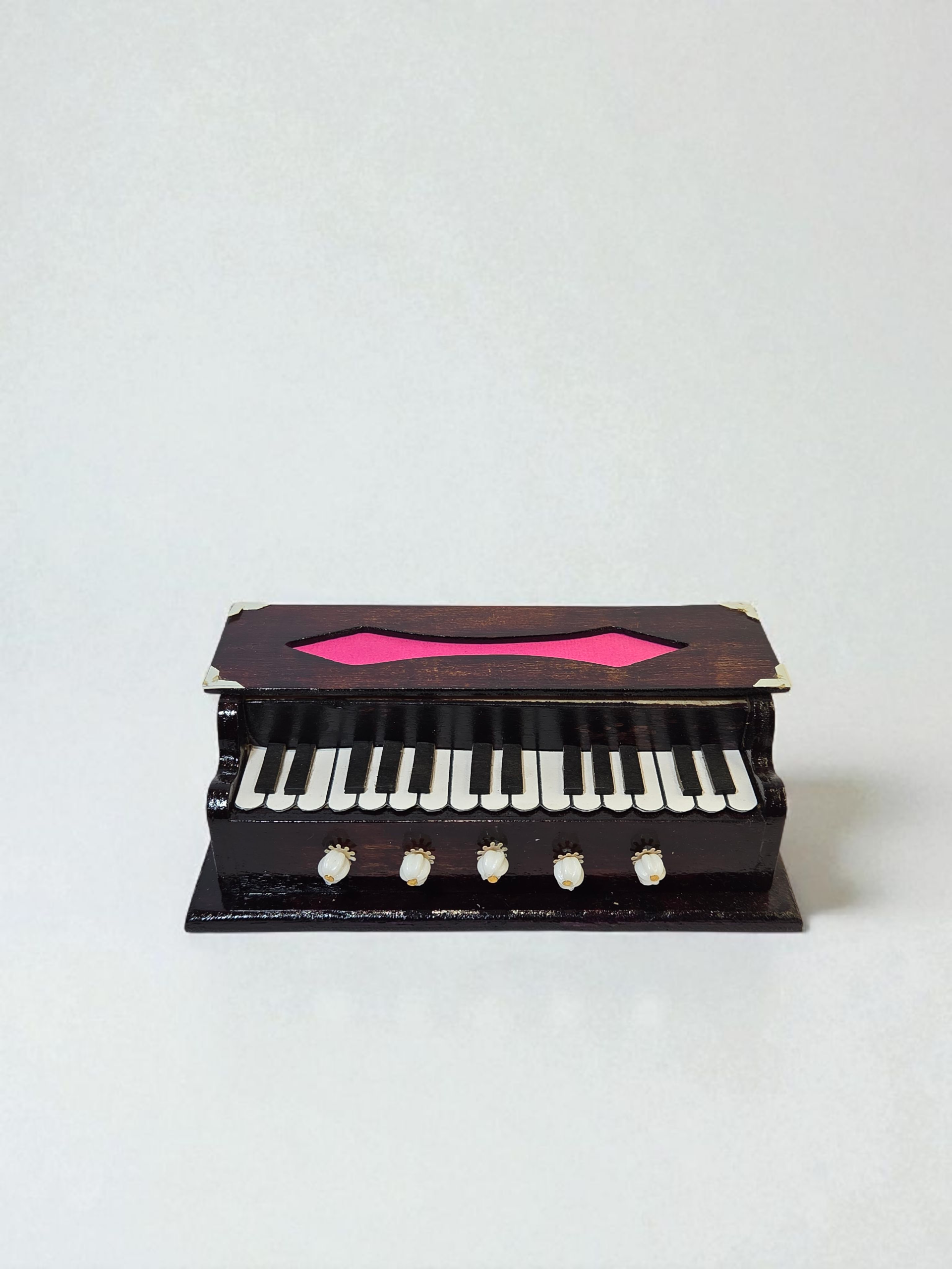 Miniature Harmonium