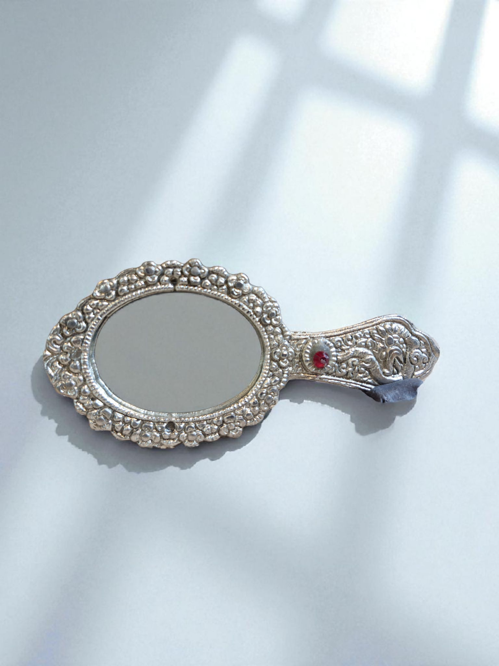 Ornate Vintage Hand Mirror with Red Jewel (Metal)