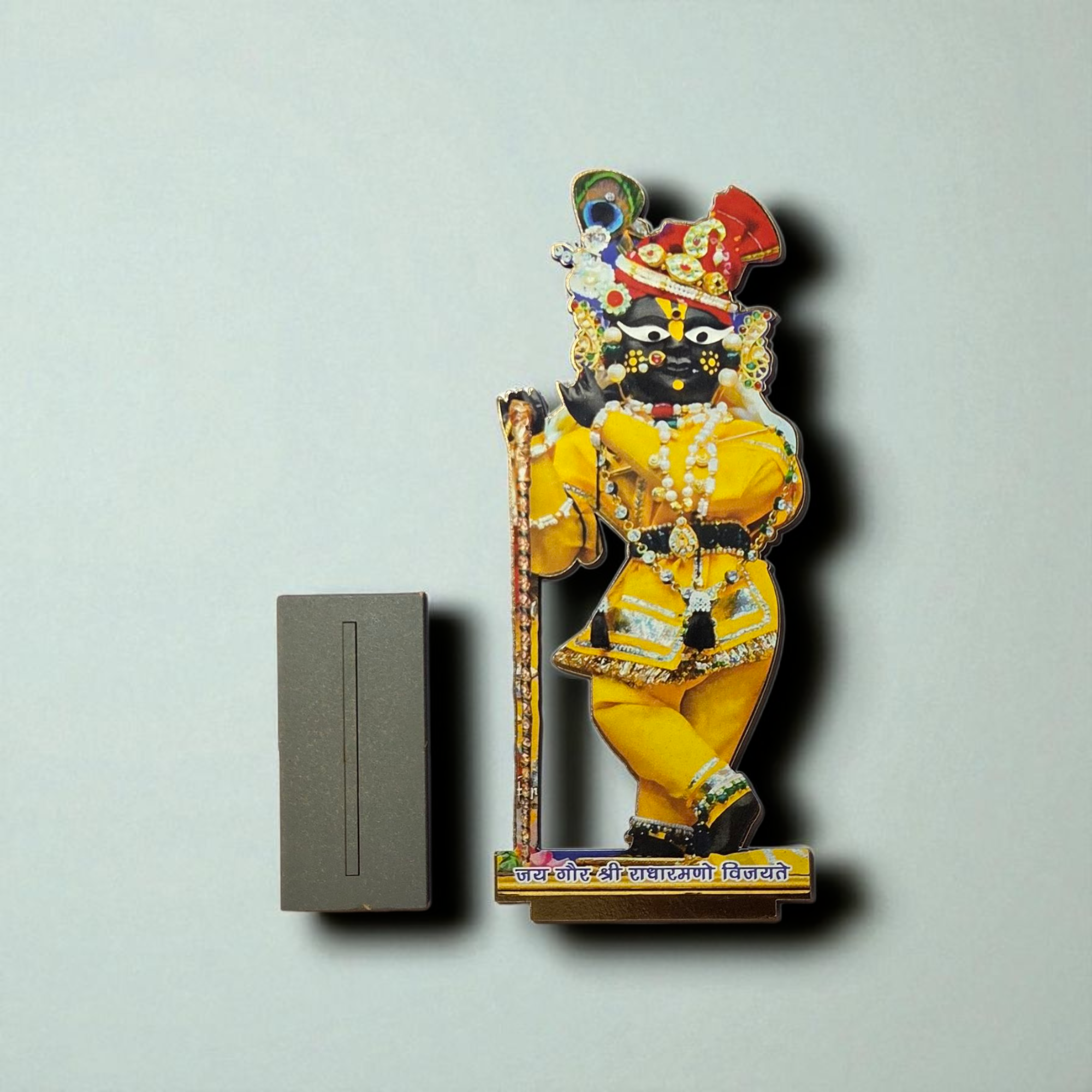 श्री राधारमण लाल जी (Shri Radharaman Lal Ji – Vrindavan Dham Tabletop Standee)